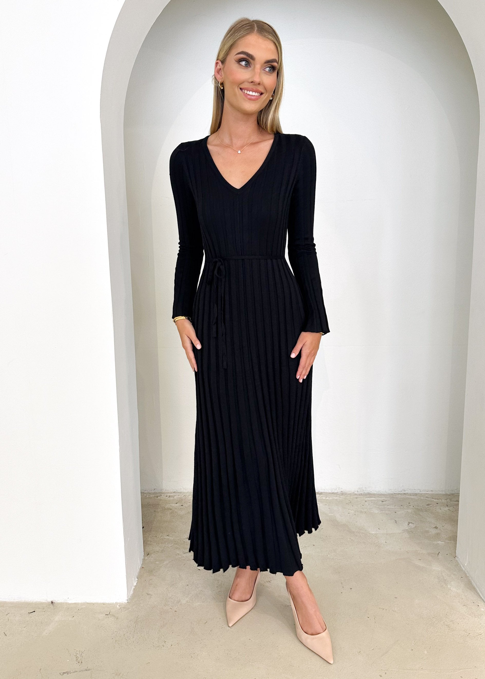 Jelsoe Knit Midi Dress - Black
