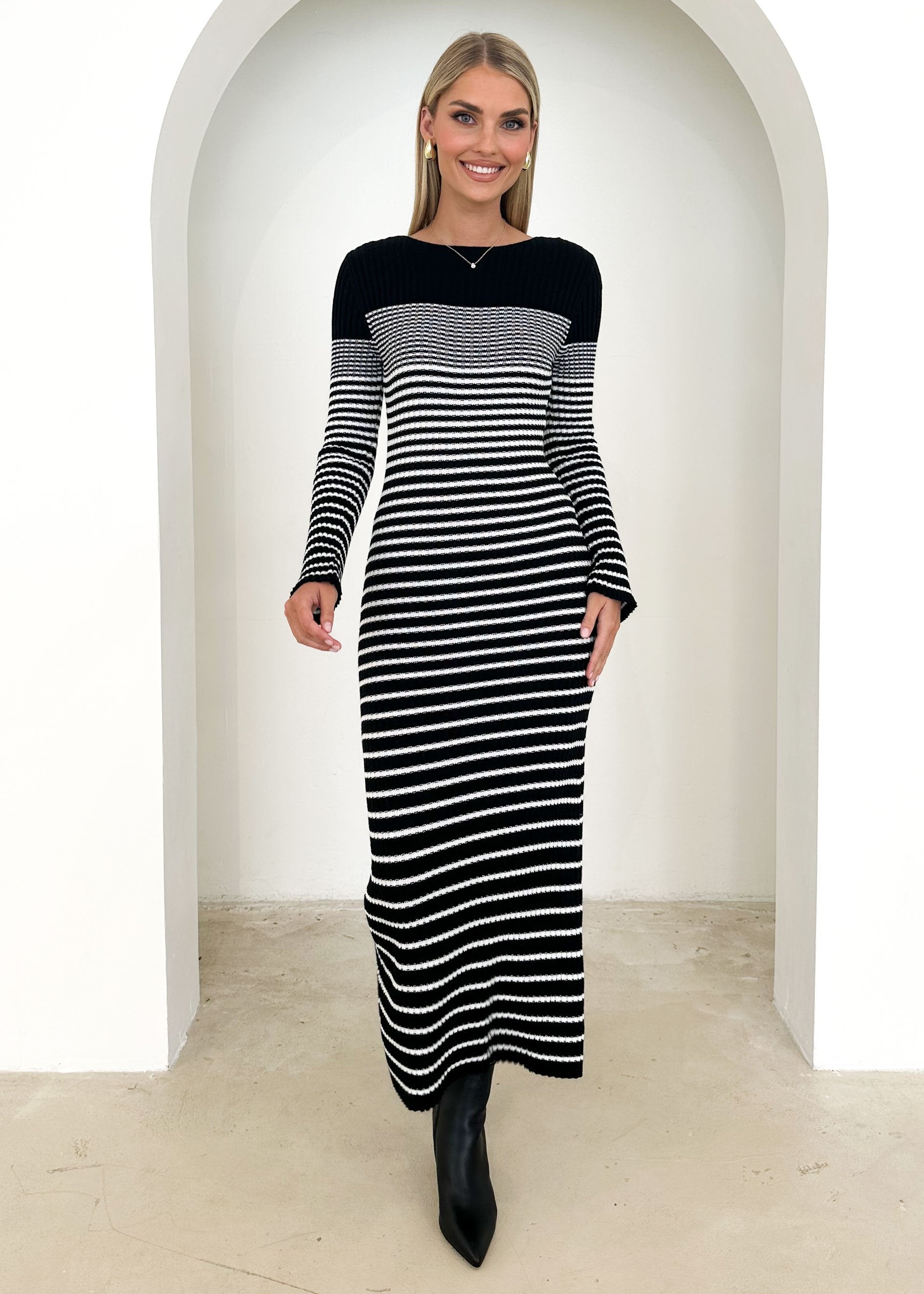 Rellaro Knit Maxi Dress - Black Stripe