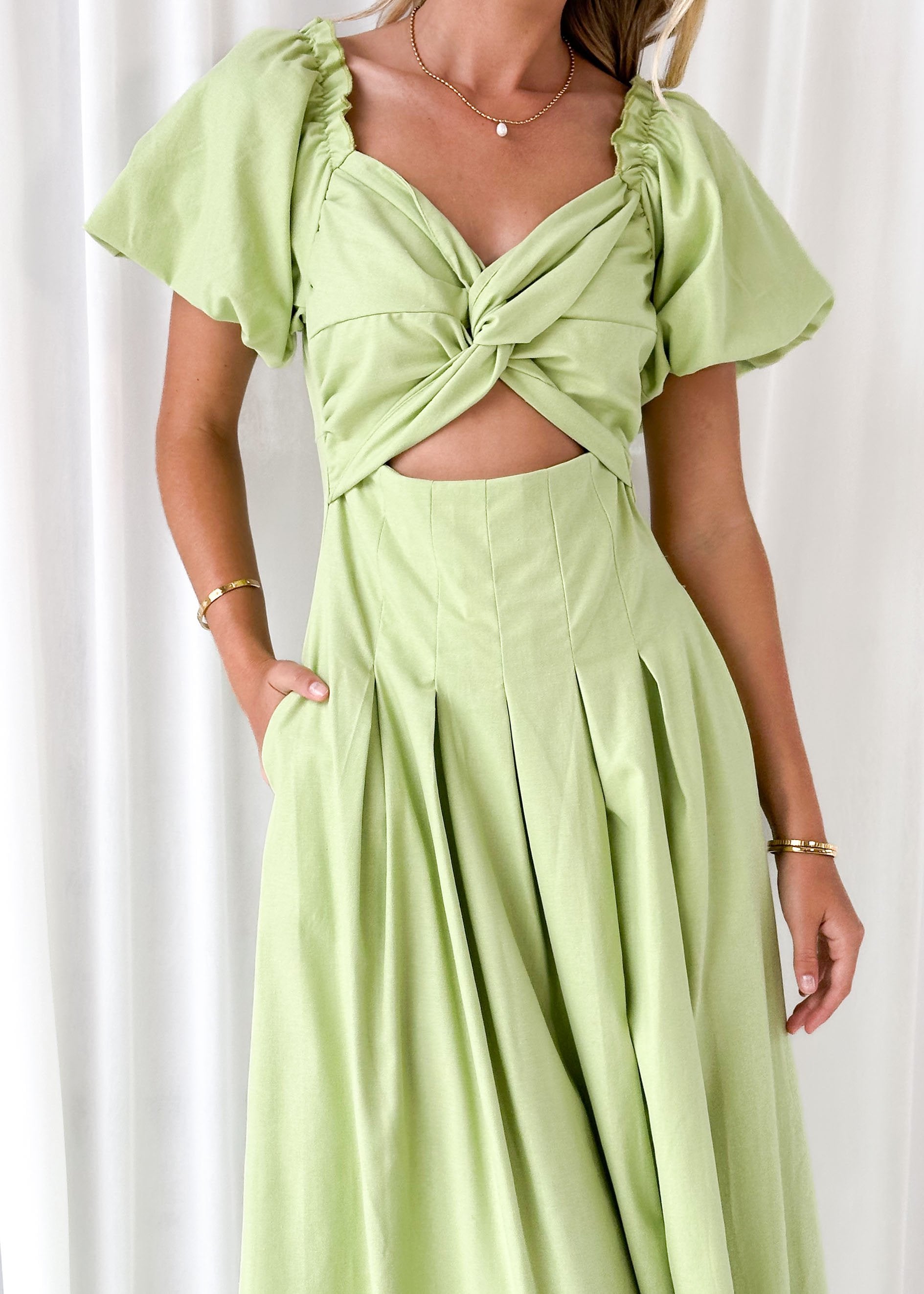 Larttie Off Shoulder Midi Dress - Lime