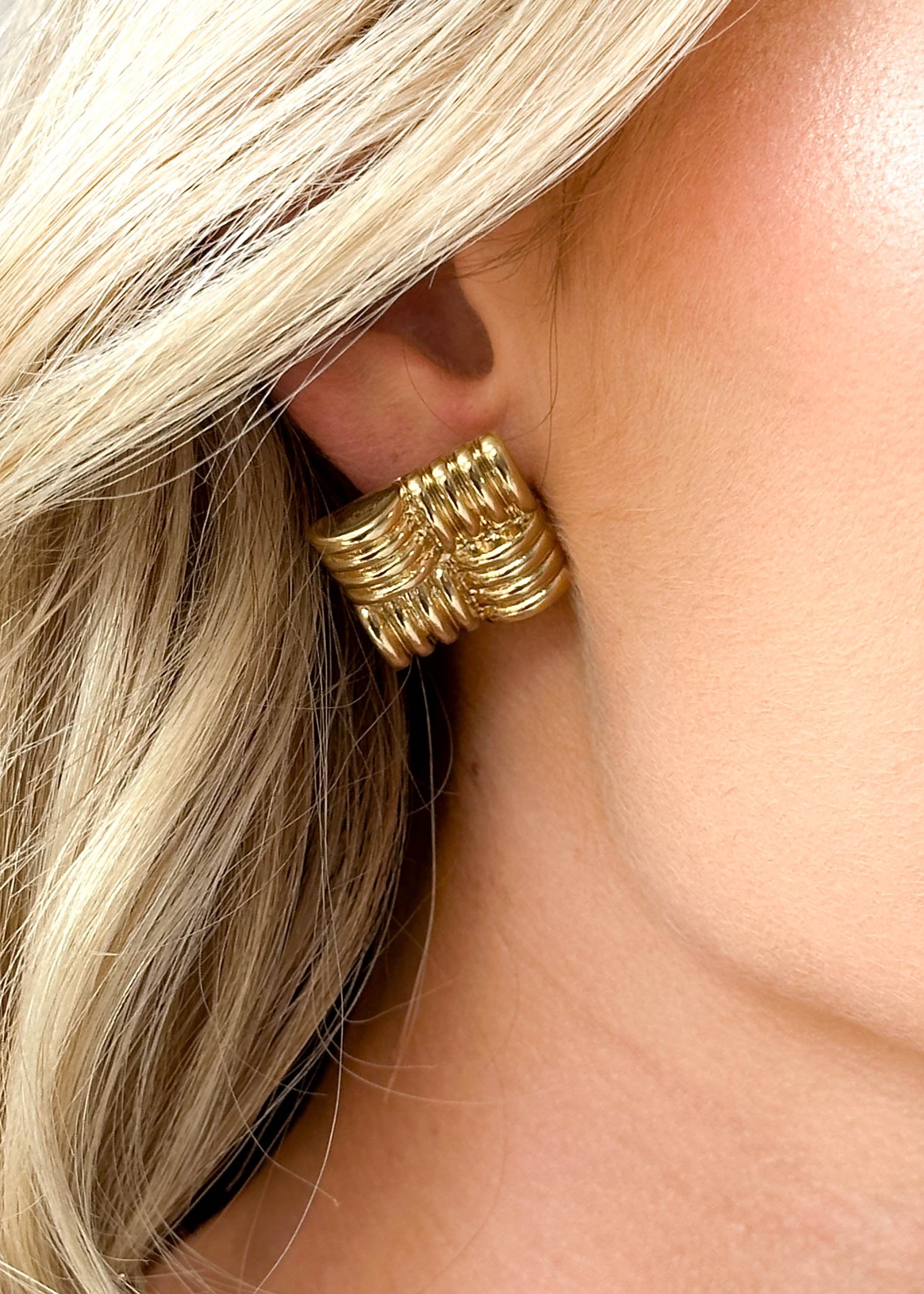 Itsibi Earrings - Gold