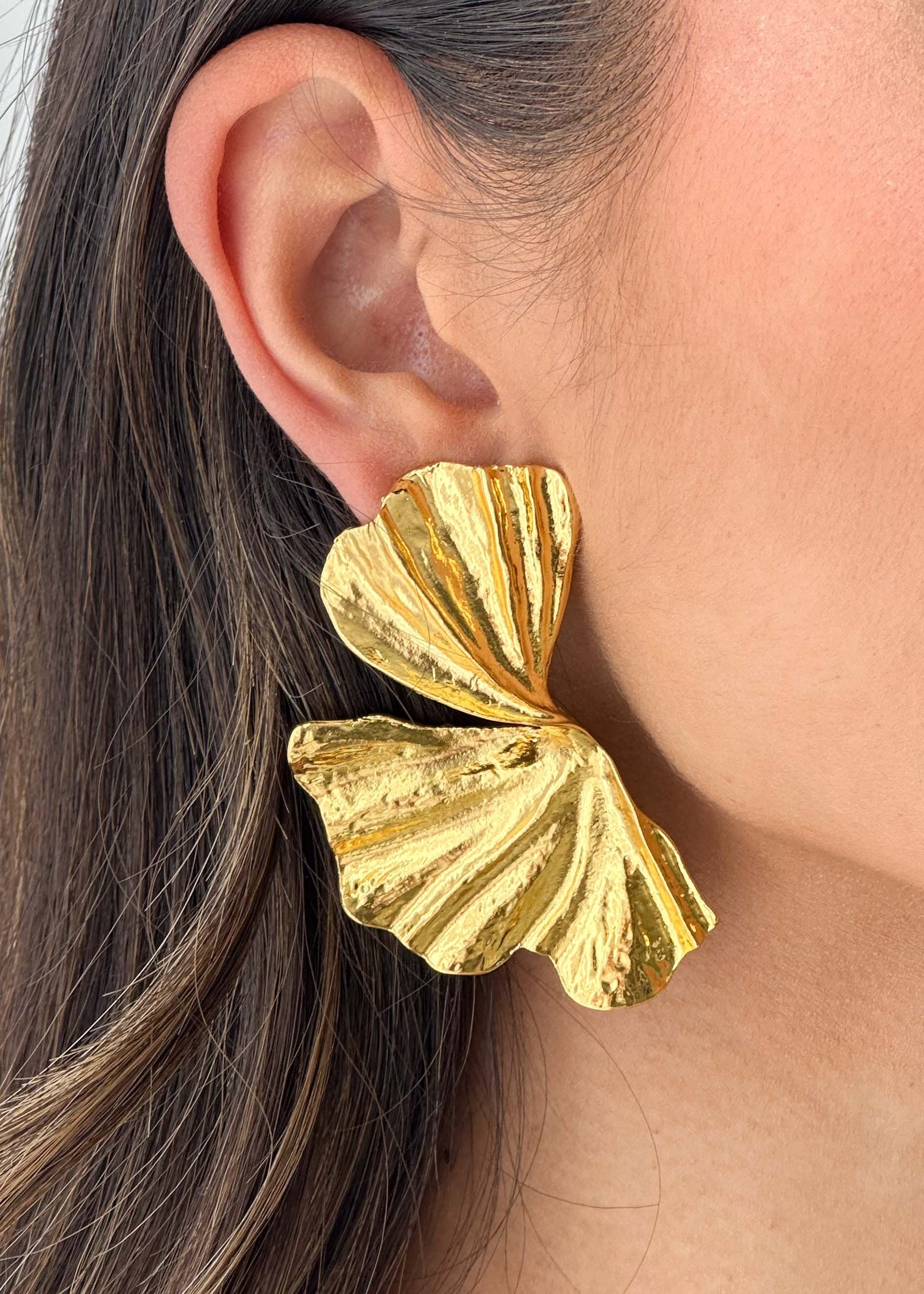 Pelto Earrings - Gold