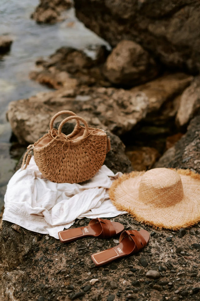 What essentials do I need for a Vacation? Euro Summer Edit