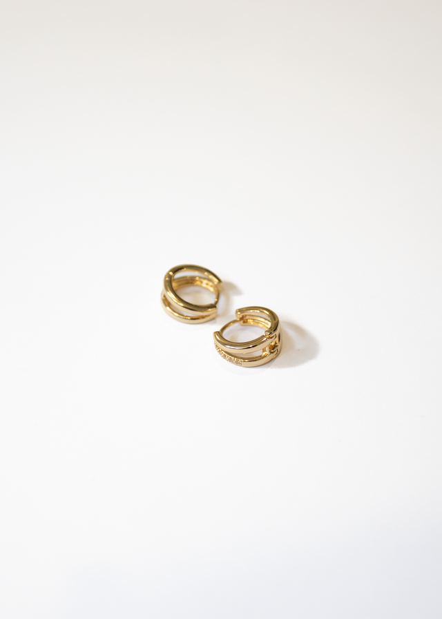 Fantasia Earrings - Gold