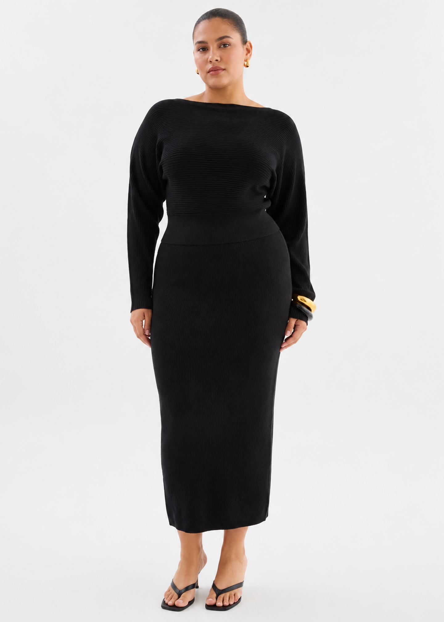 bump friendly dresses fall Bump-Friendly Fall Wedding Guest Dresses You'll Love