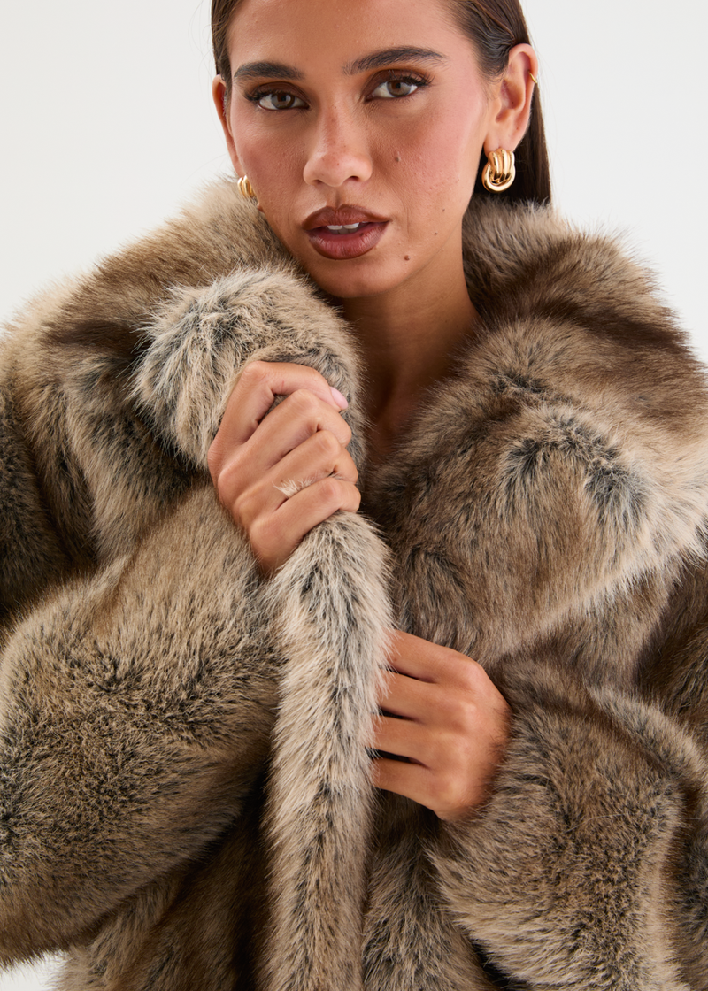 Stefani Faux Fur Jacket - Brown – Gingham & Heels