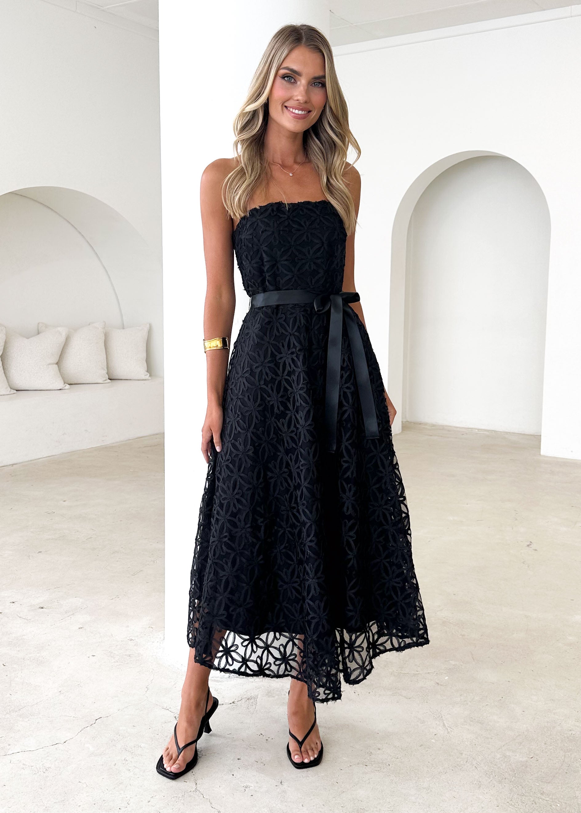 Maddy Strapless Midi Dress - Black