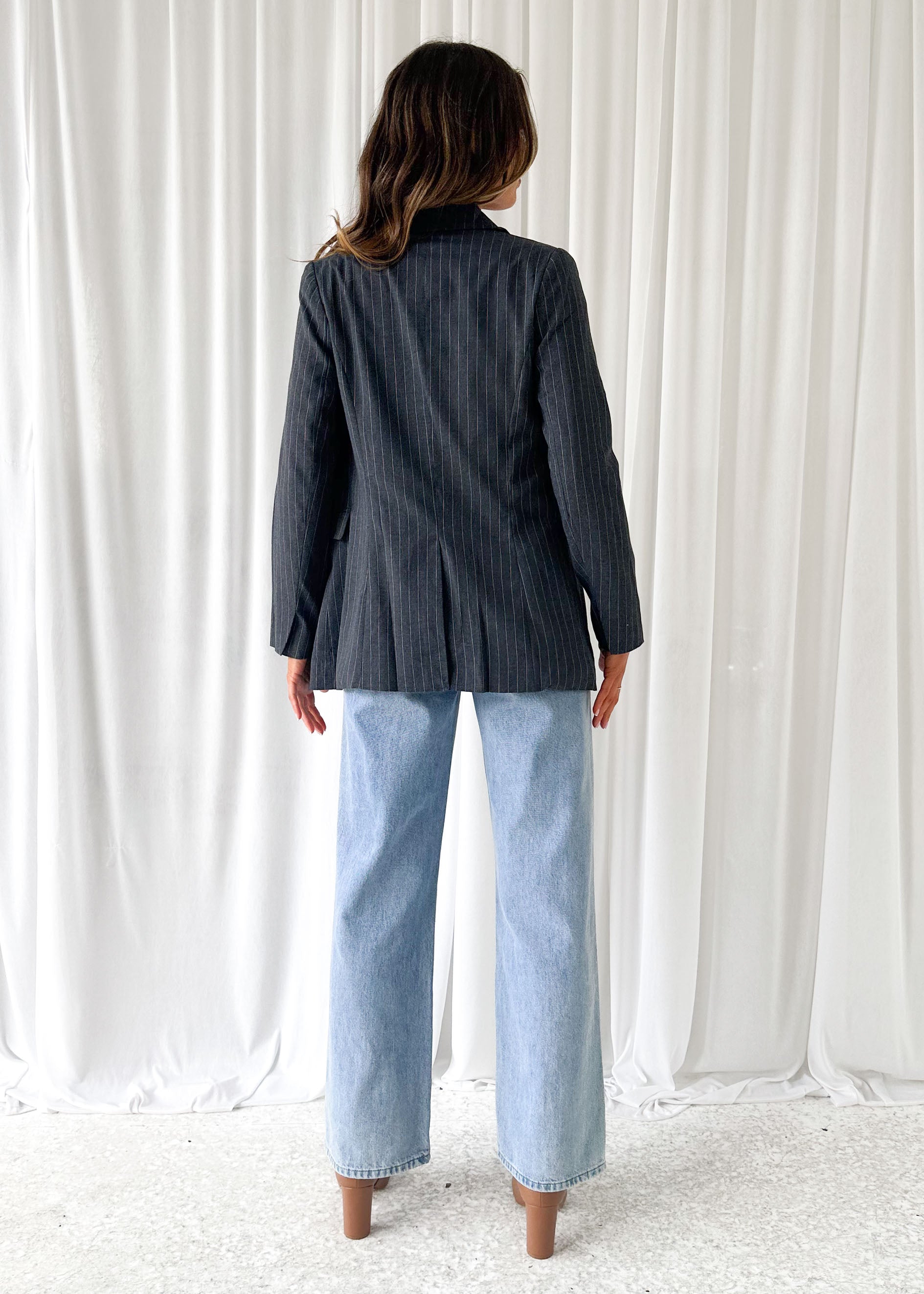 Bowwie Blazer - Grey Pinstripe