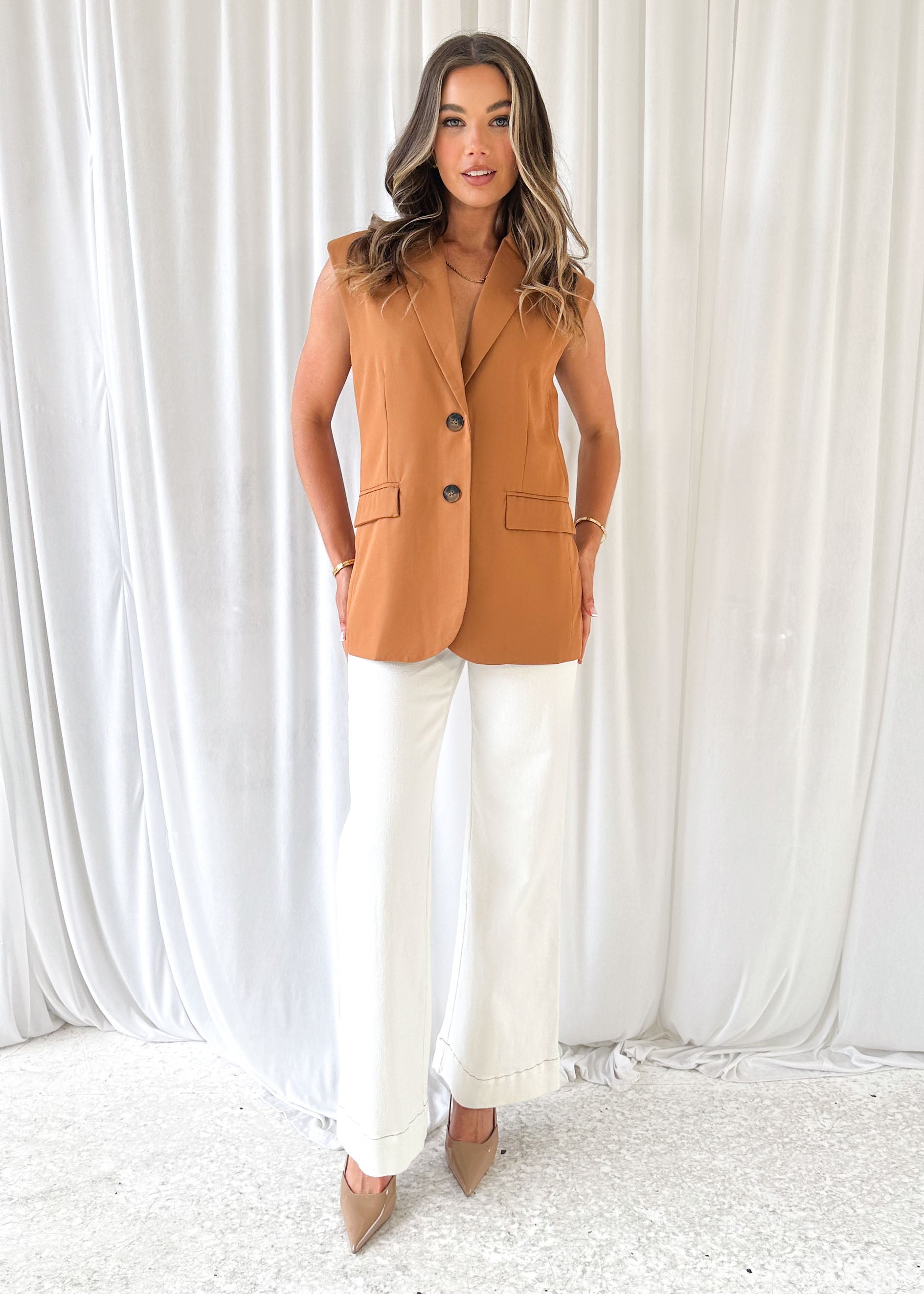 Corina Sleeveless Blazer - Rust