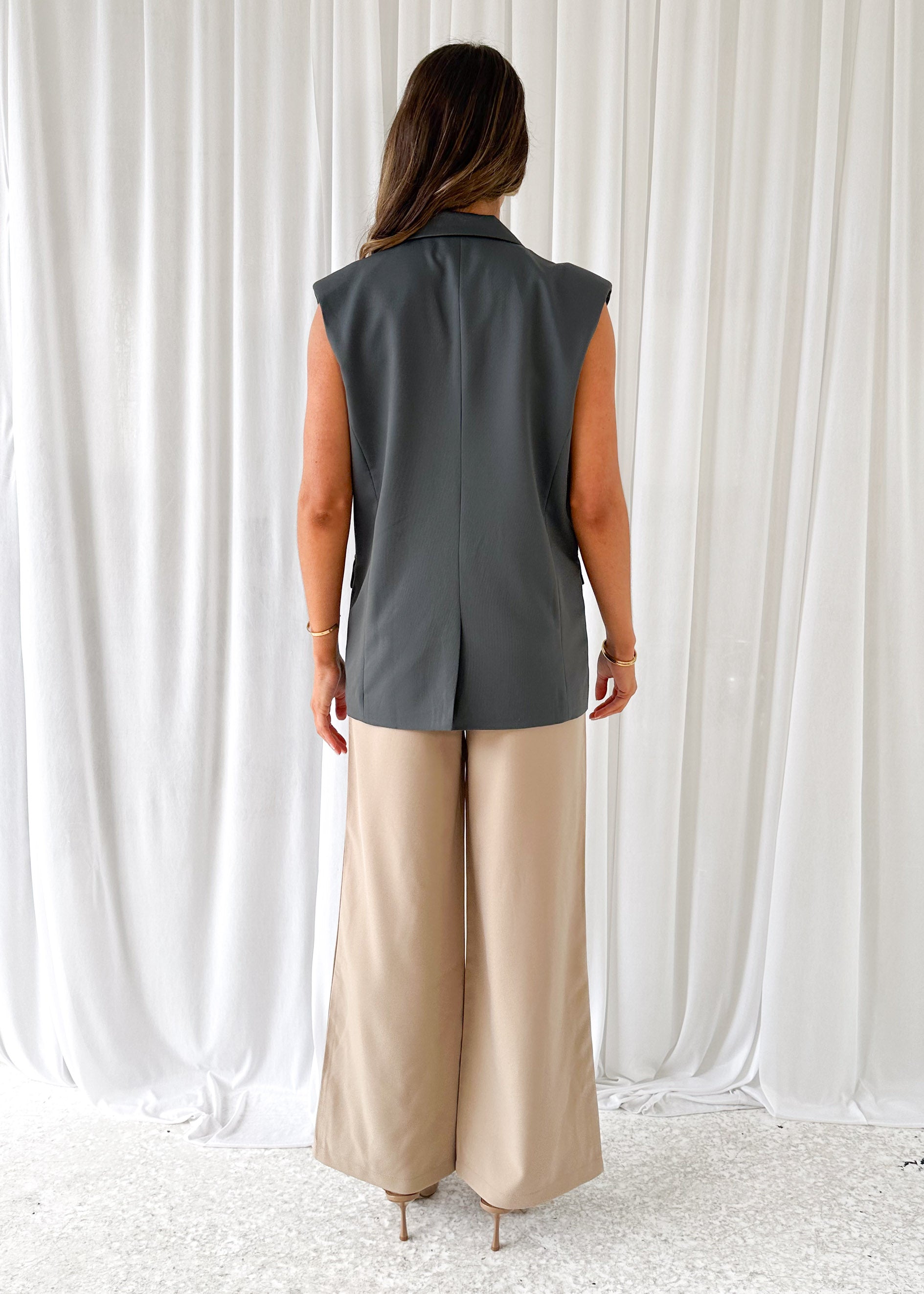 Corina Sleeveless Blazer - Charcoal