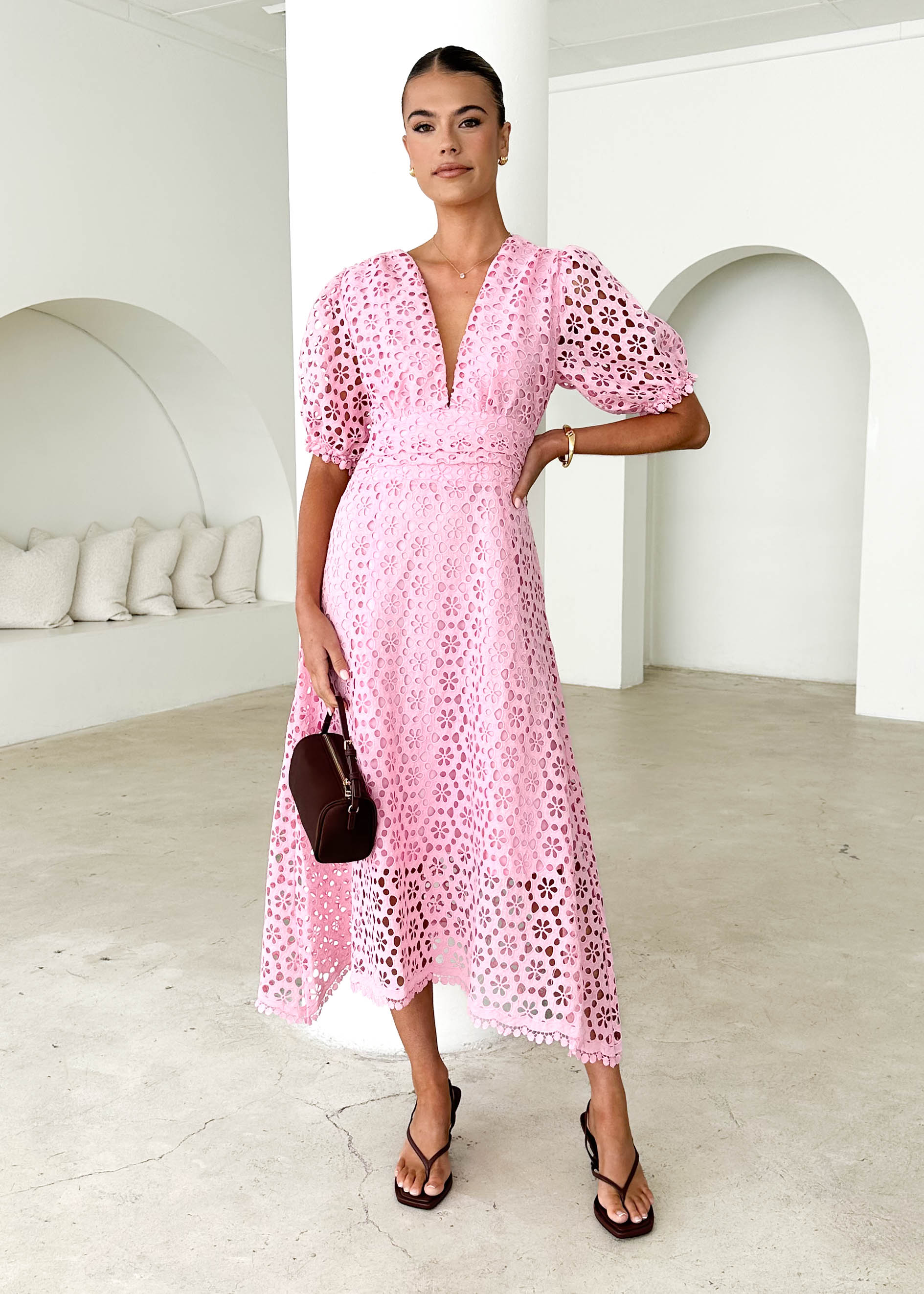 Jahra Lace Midi Dress - Baby Pink