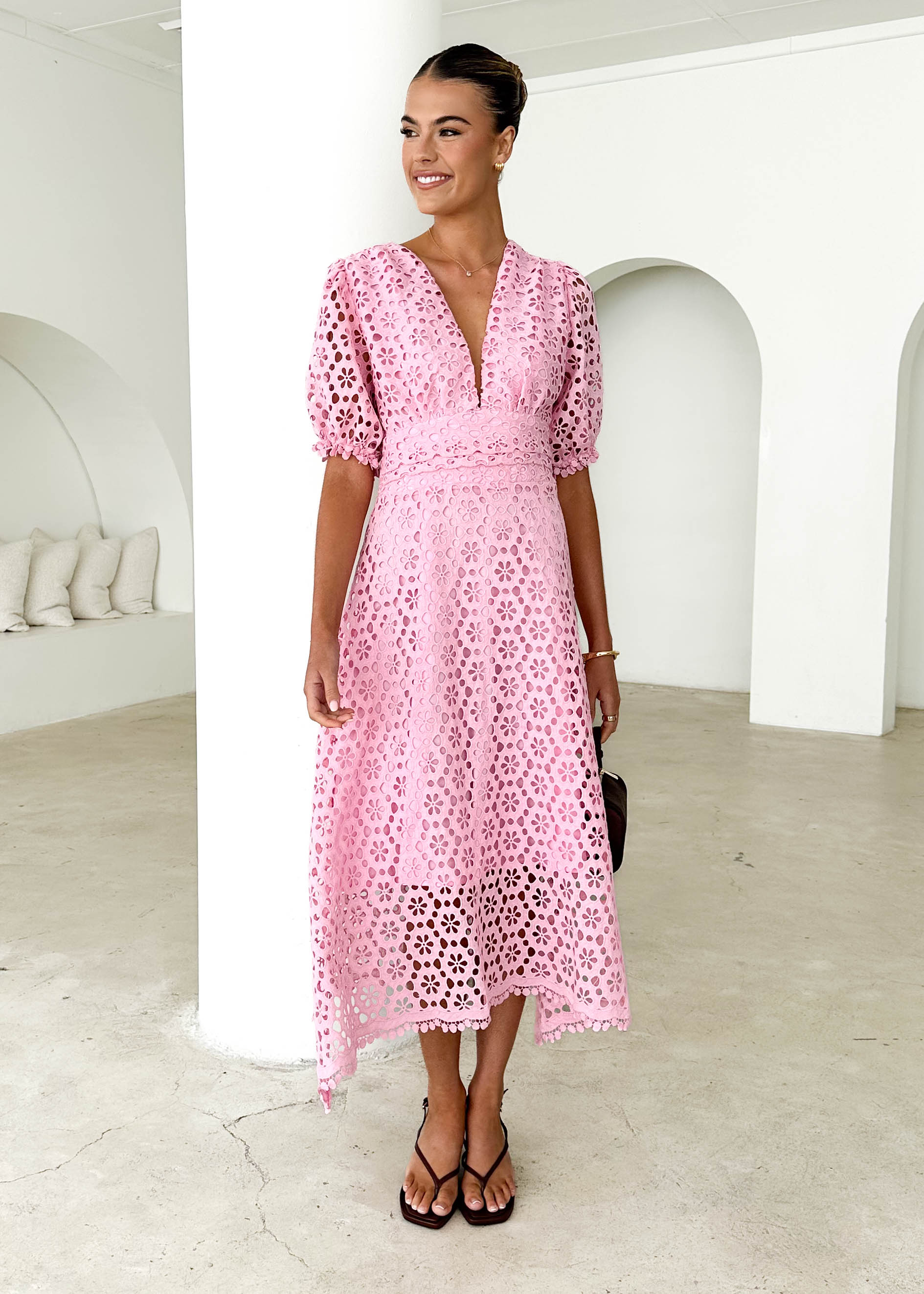 Jahra Lace Midi Dress - Baby Pink