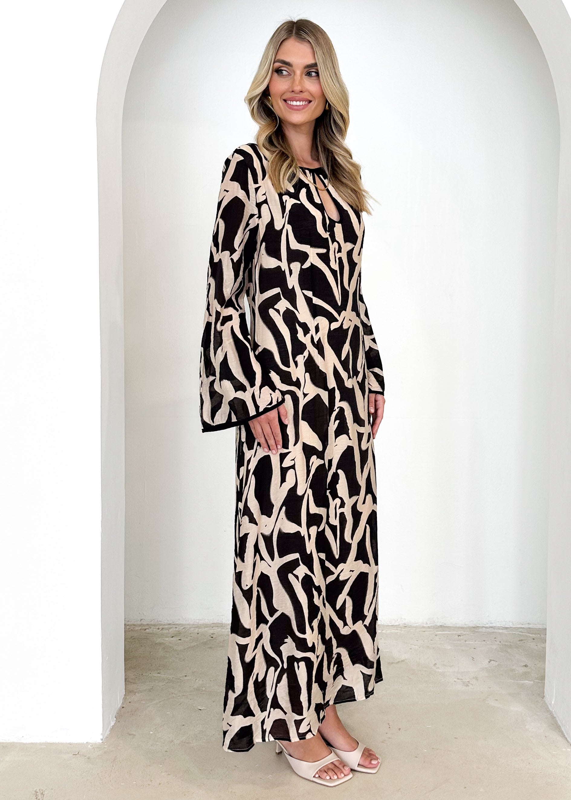 Krombae Maxi Dress - Black Abstract