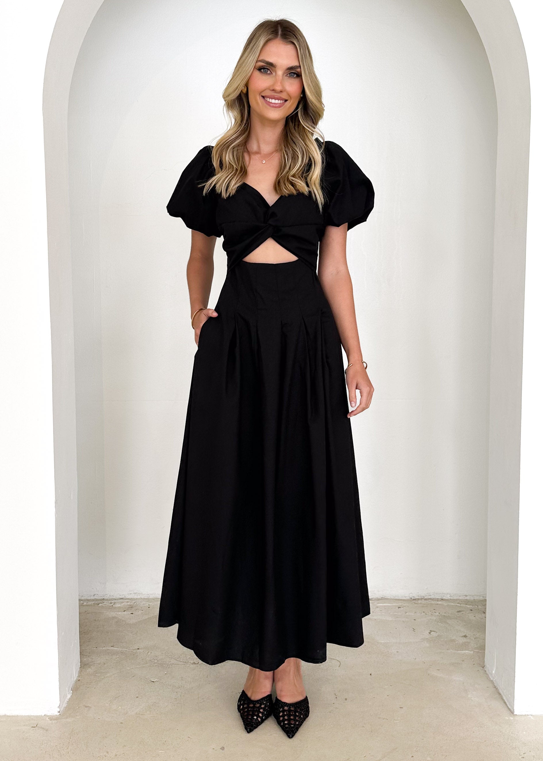 Larttie Off Shoulder Midi Dress - Black