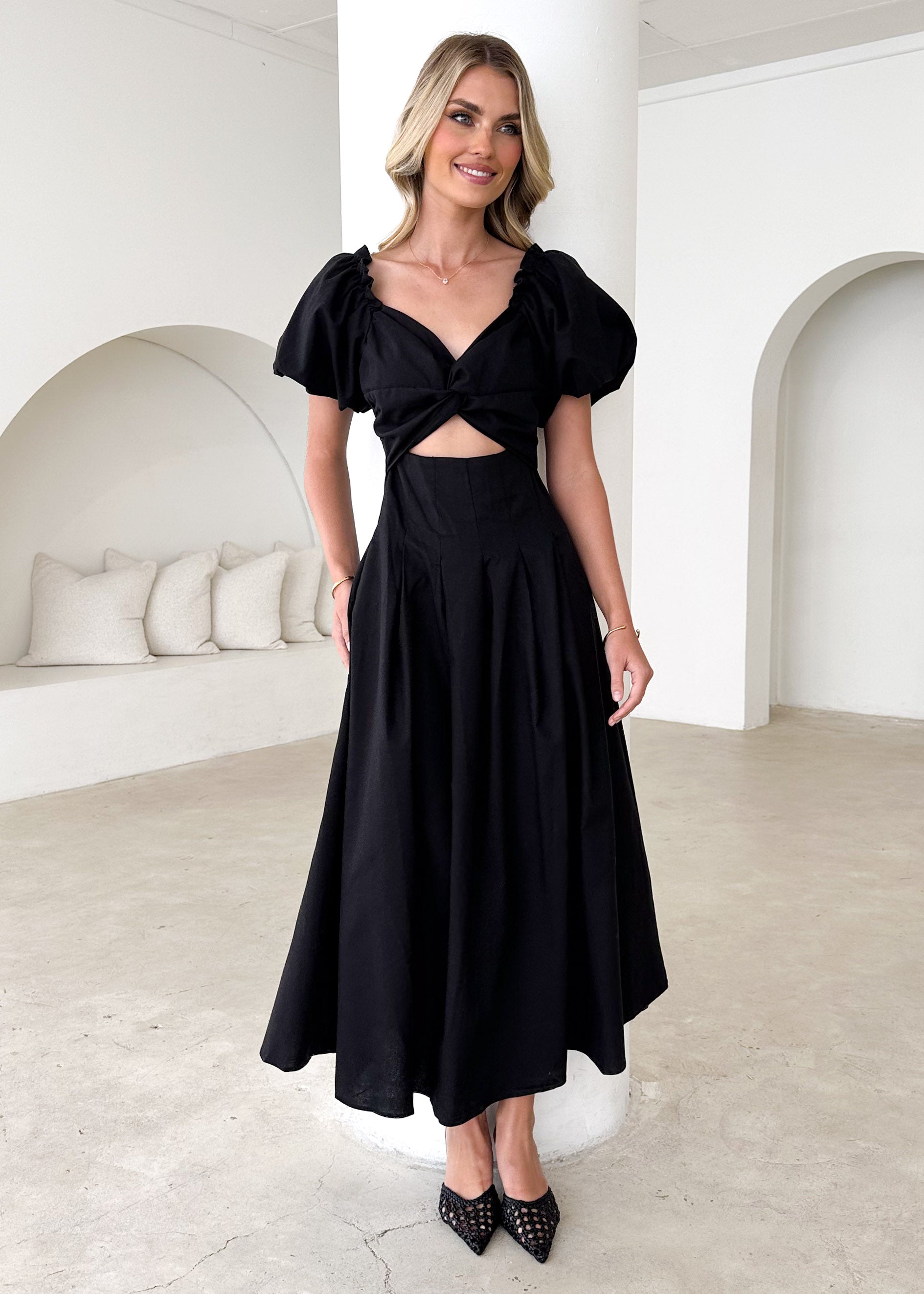 Larttie Off Shoulder Midi Dress - Black