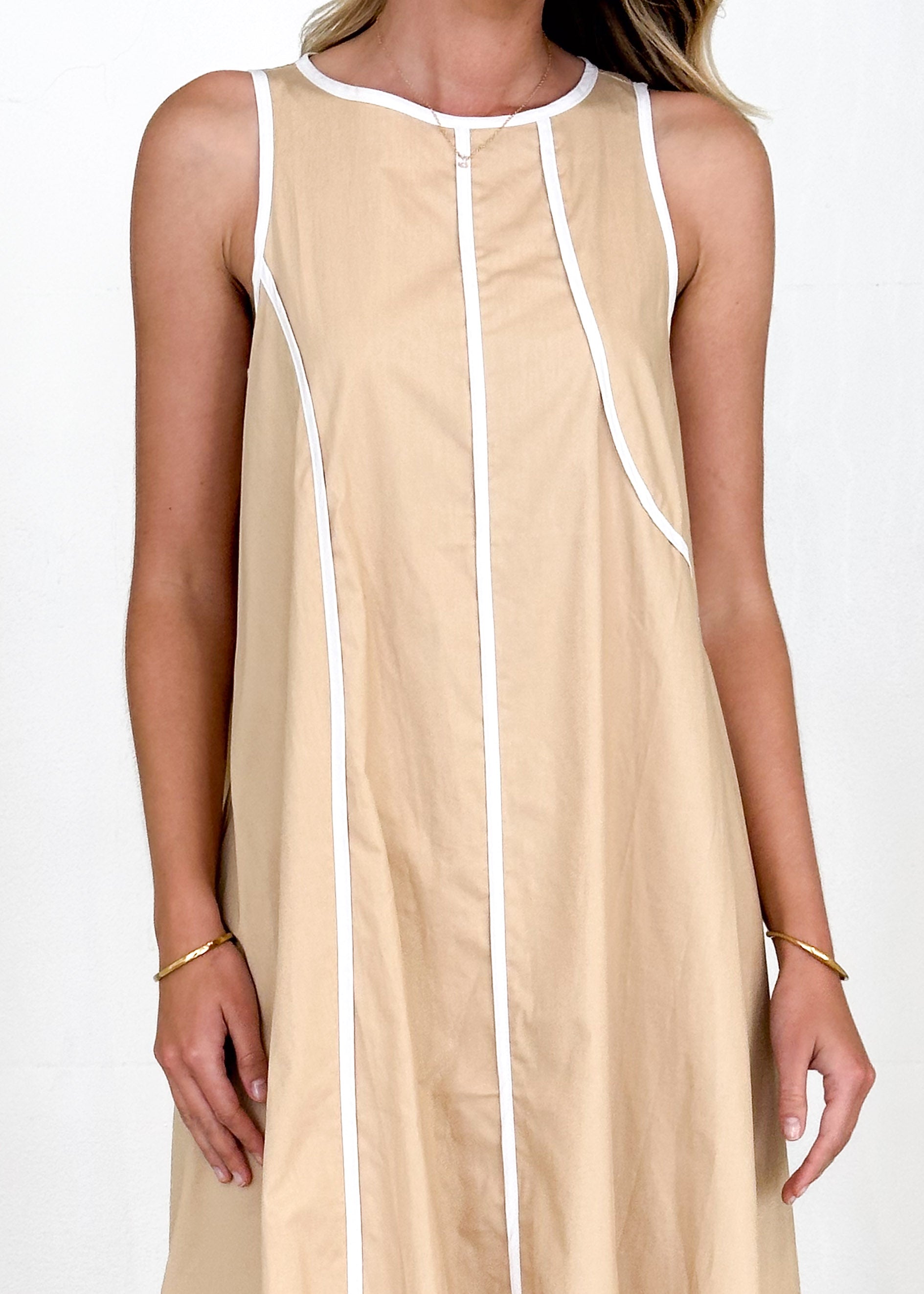 Pantigo Maxi Dress - Beige