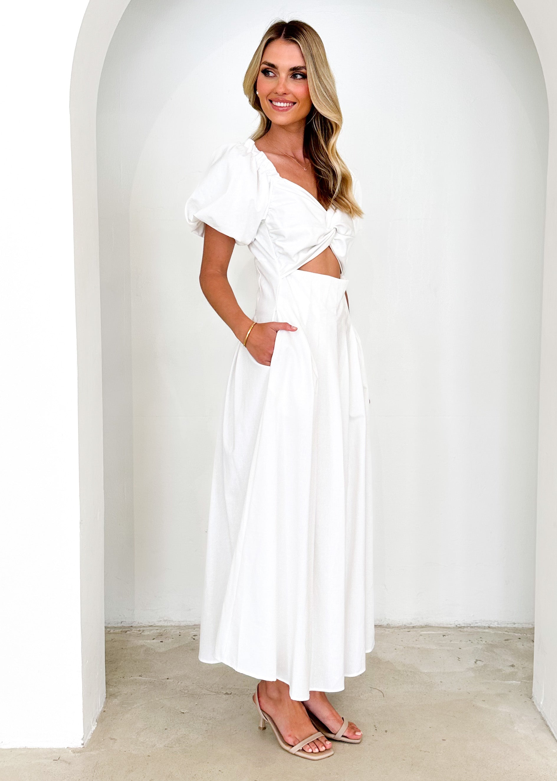 Larttie Off Shoulder Midi Dress - Off White