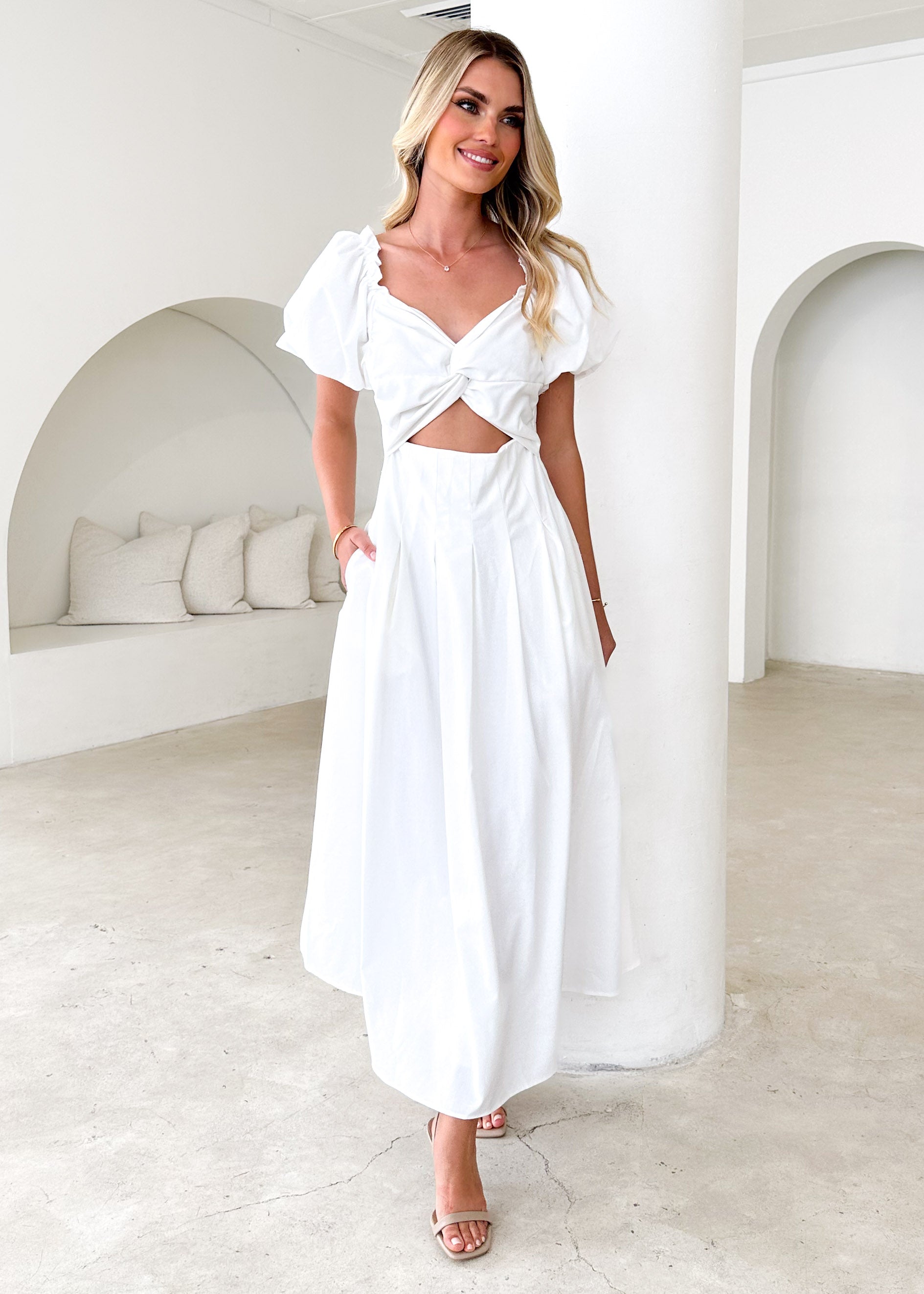 Larttie Off Shoulder Midi Dress - Off White