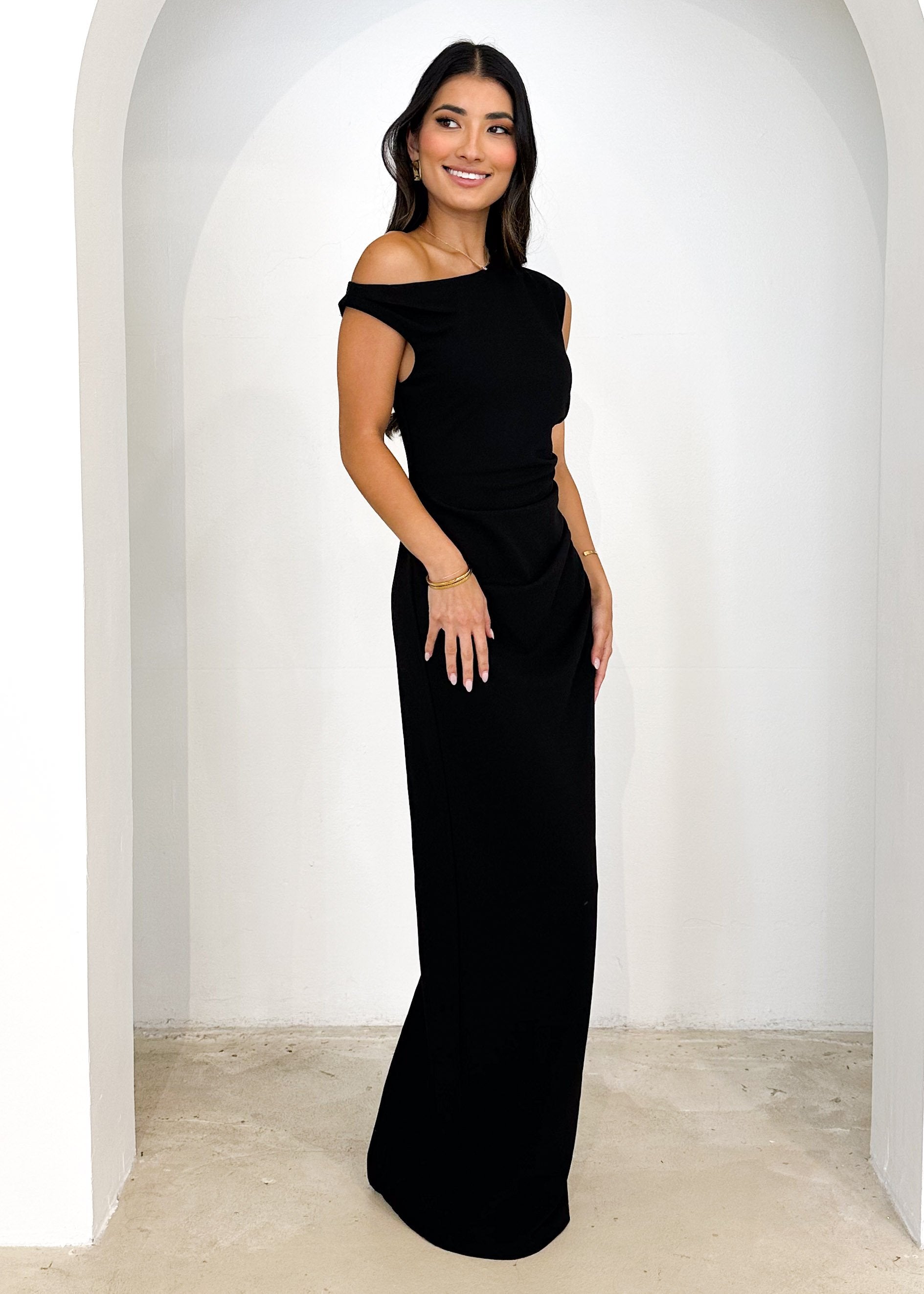 Carmella One Shoulder Maxi Dress - Black