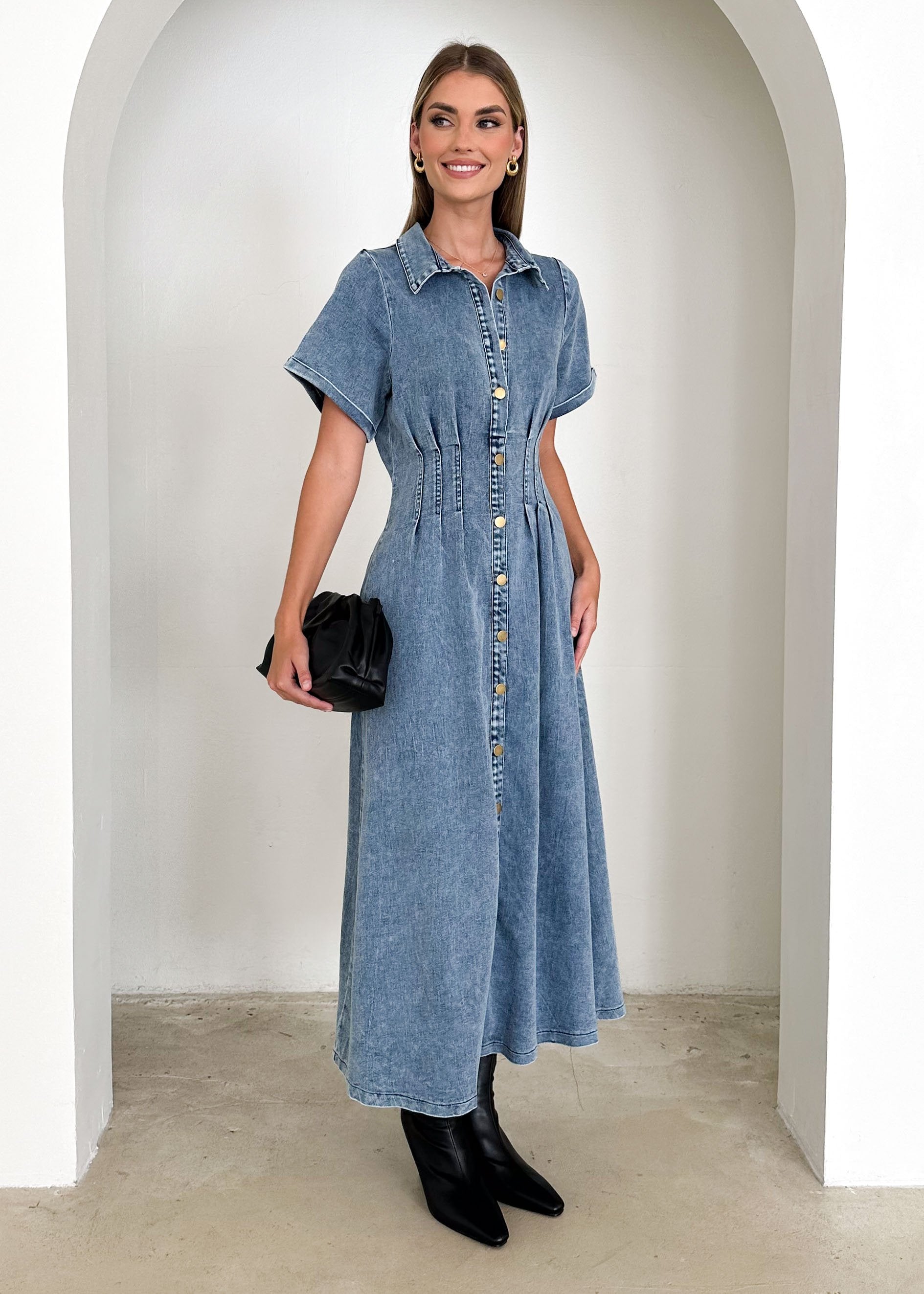 Annika Denim Midi Dress - Washed Blue