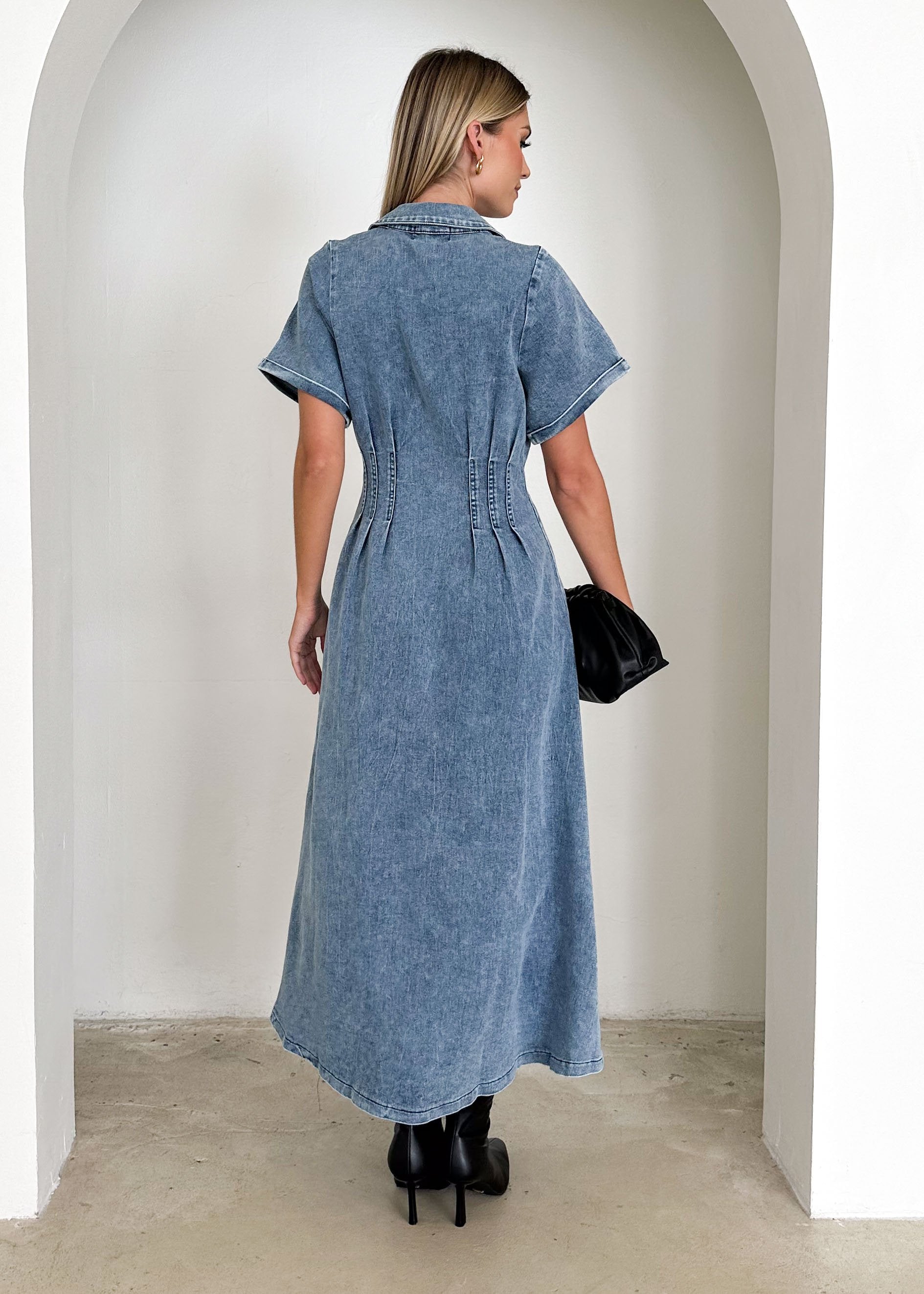 Annika Denim Midi Dress - Washed Blue