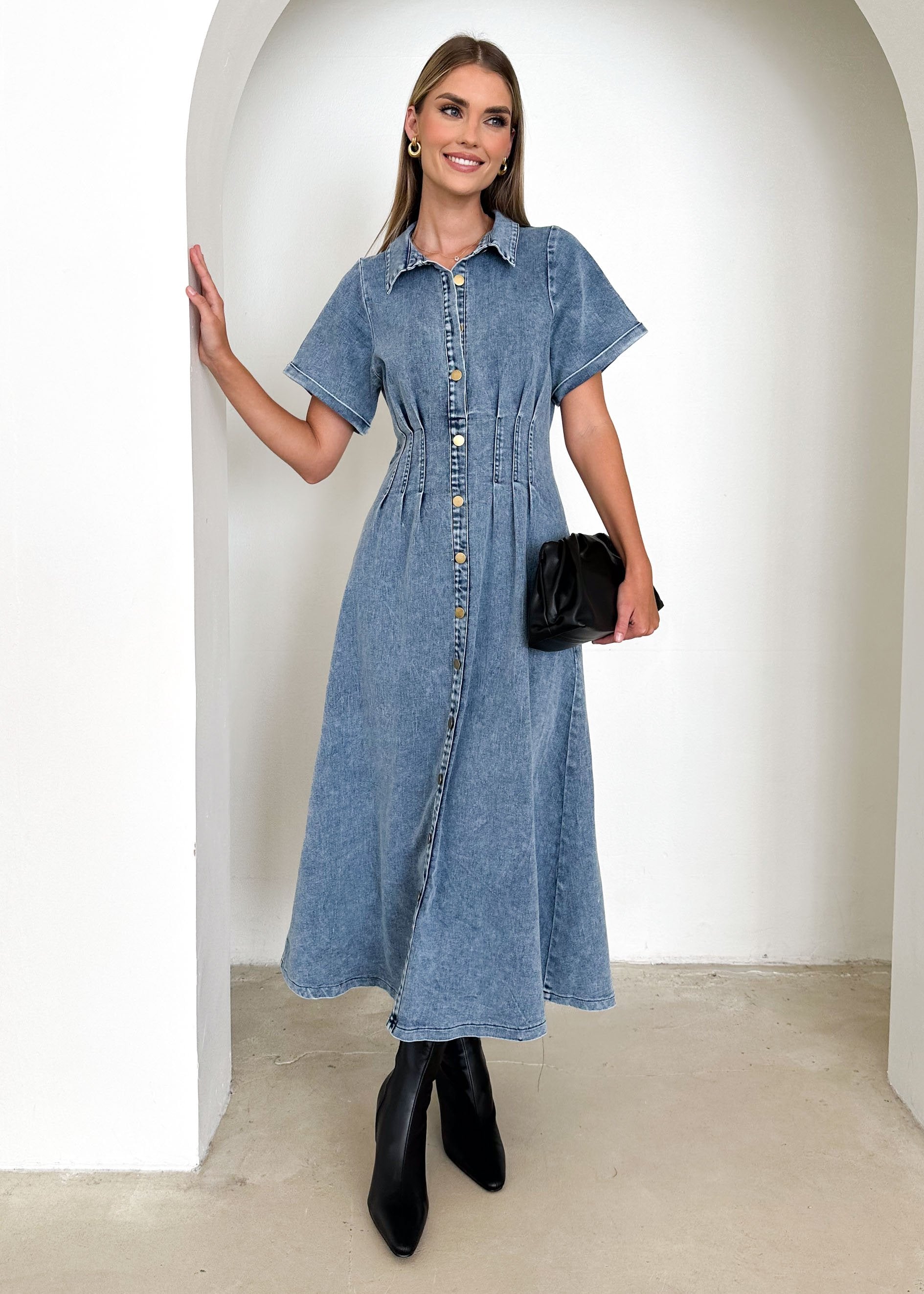 Annika Denim Midi Dress - Washed Blue