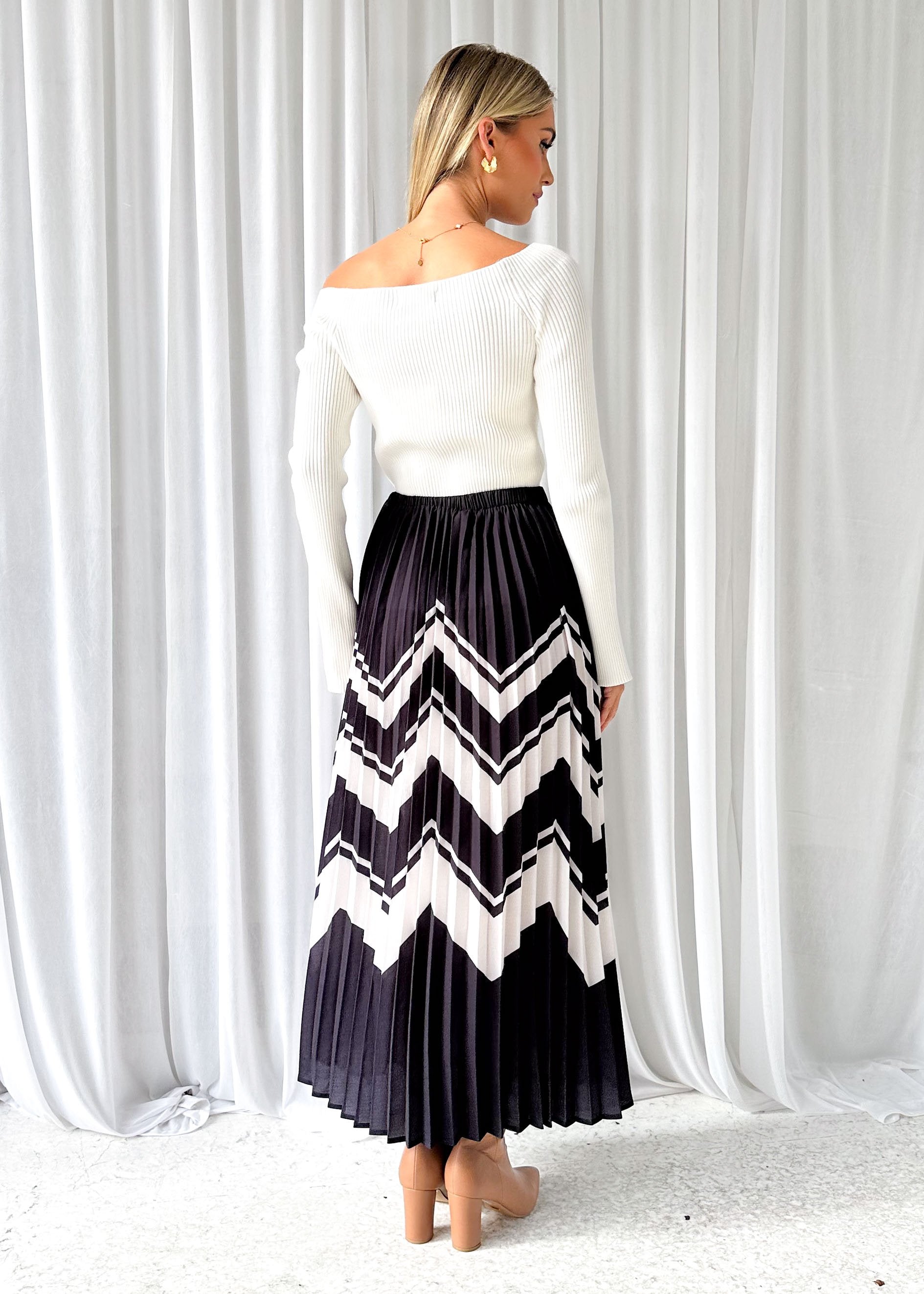 Siklsa Maxi Skirt - Navy Aztec