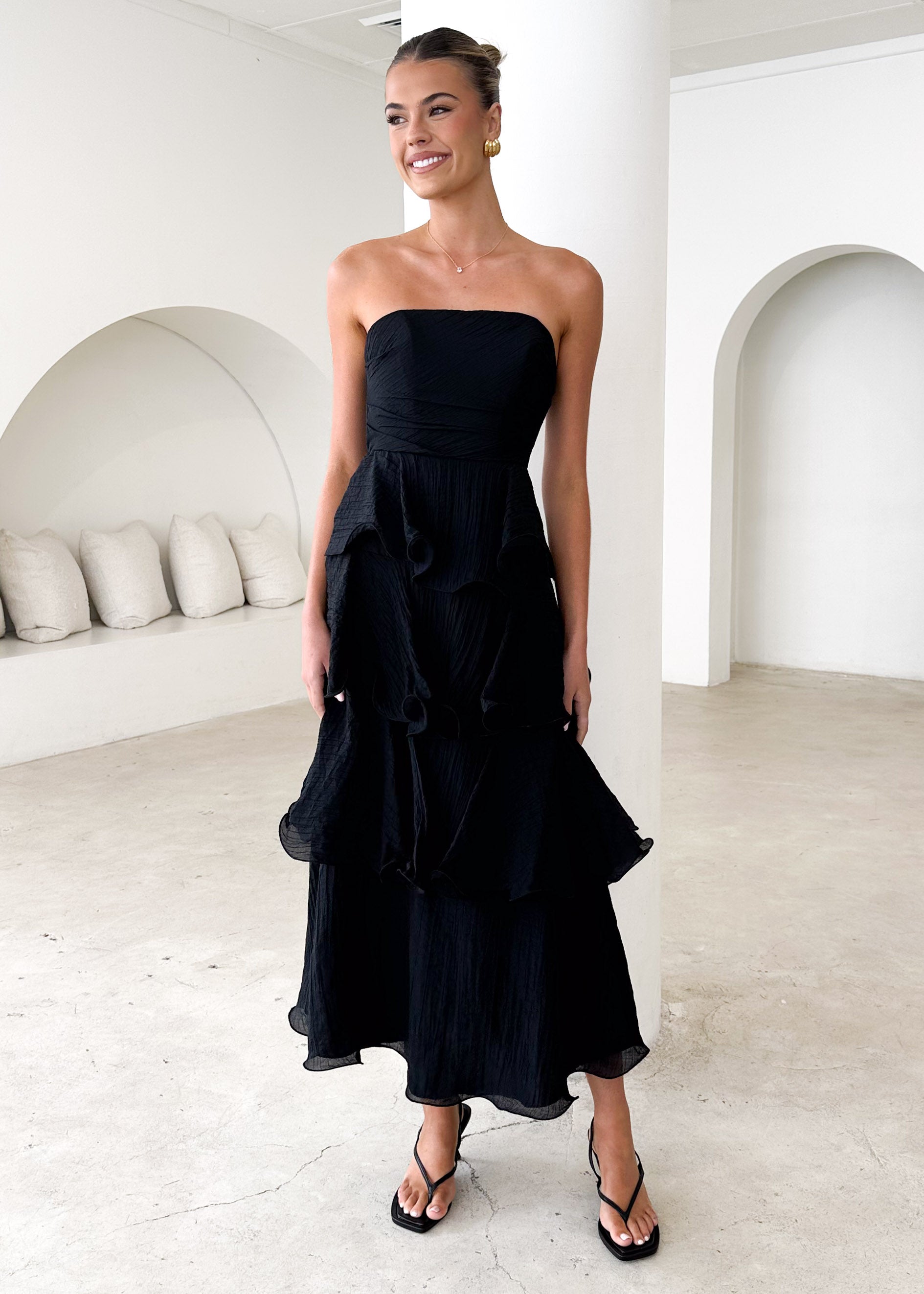 Neo Strapless Maxi Dress - Black