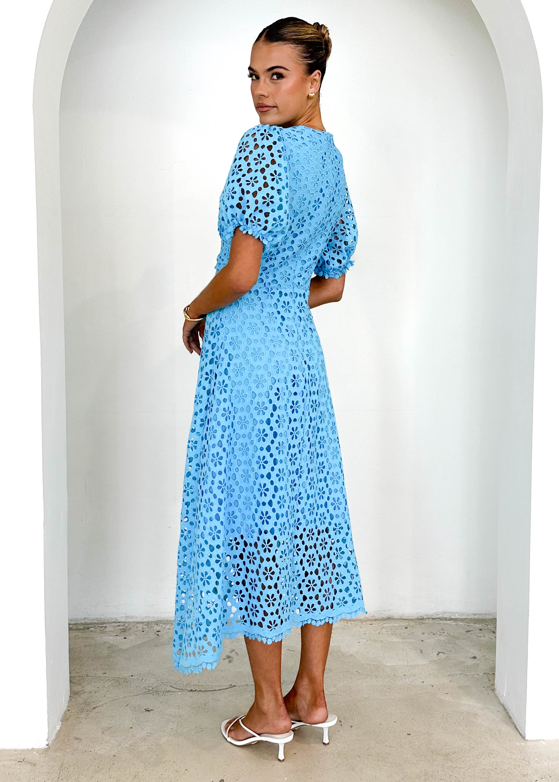 Jahra Lace Midi Dress - Sky Blue