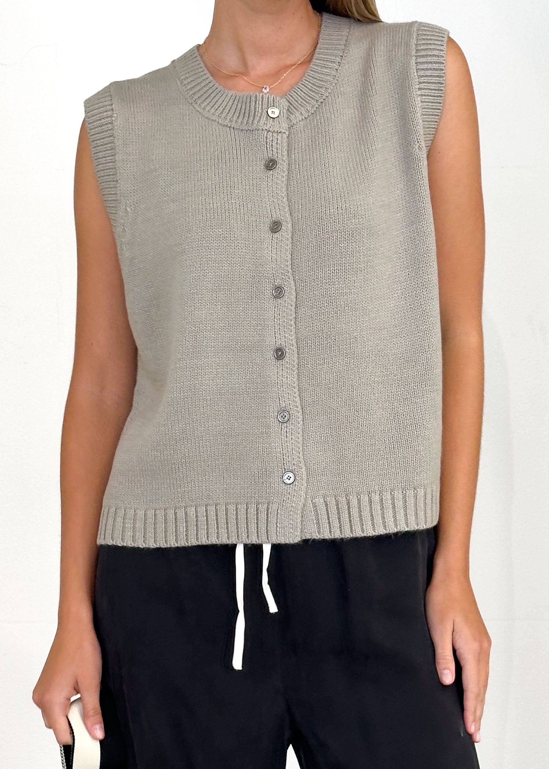 Amante Knitted Vest - Grey