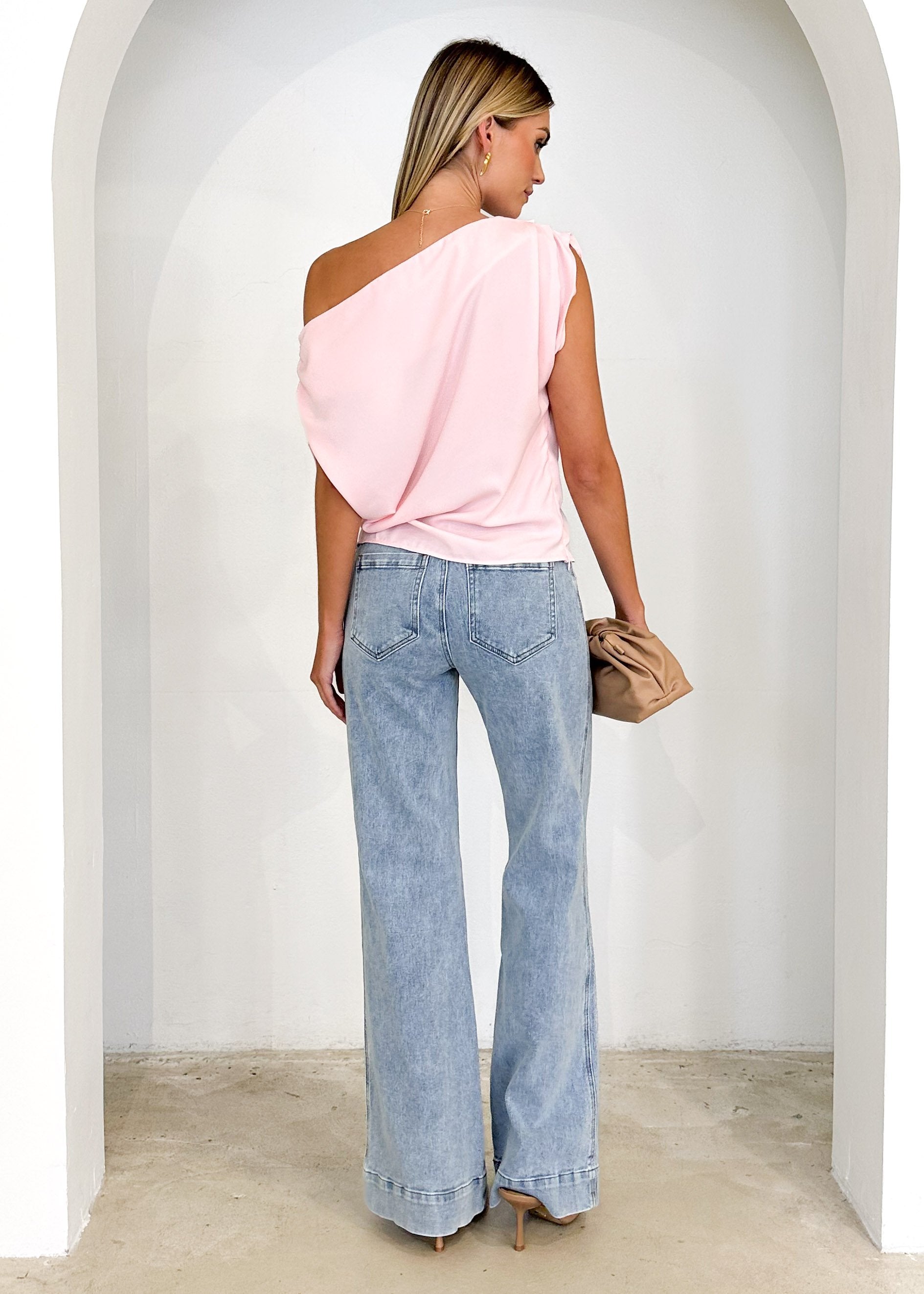 PRE-ORDER: Hailee Off Shoulder Top - Blush