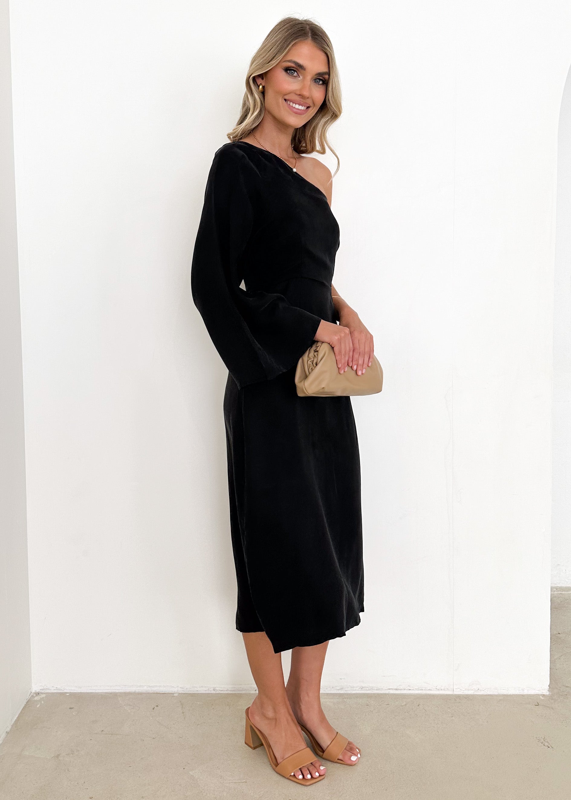 Lessta One Shoulder Midi Dress - Black