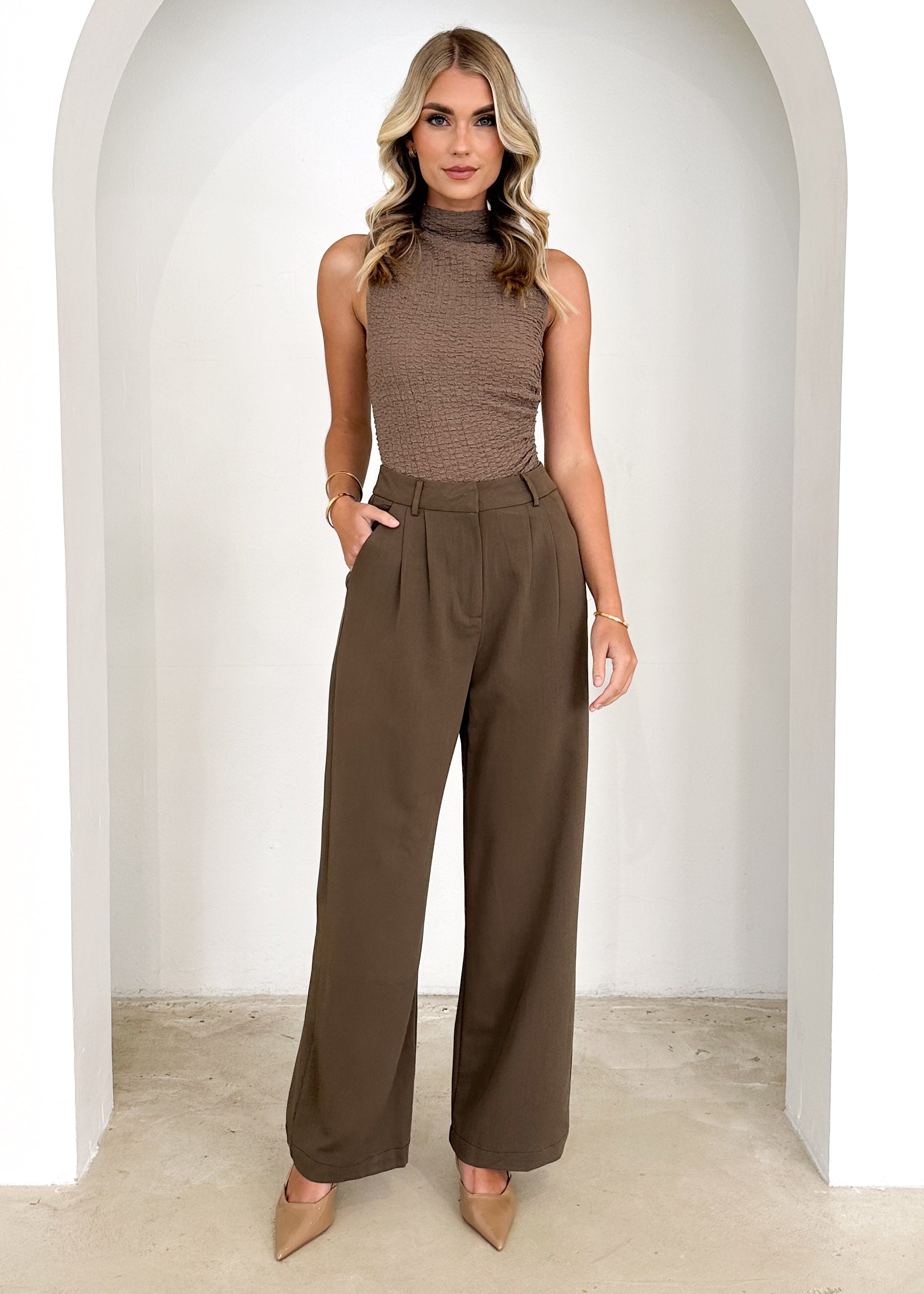 Elara Pants - Olive