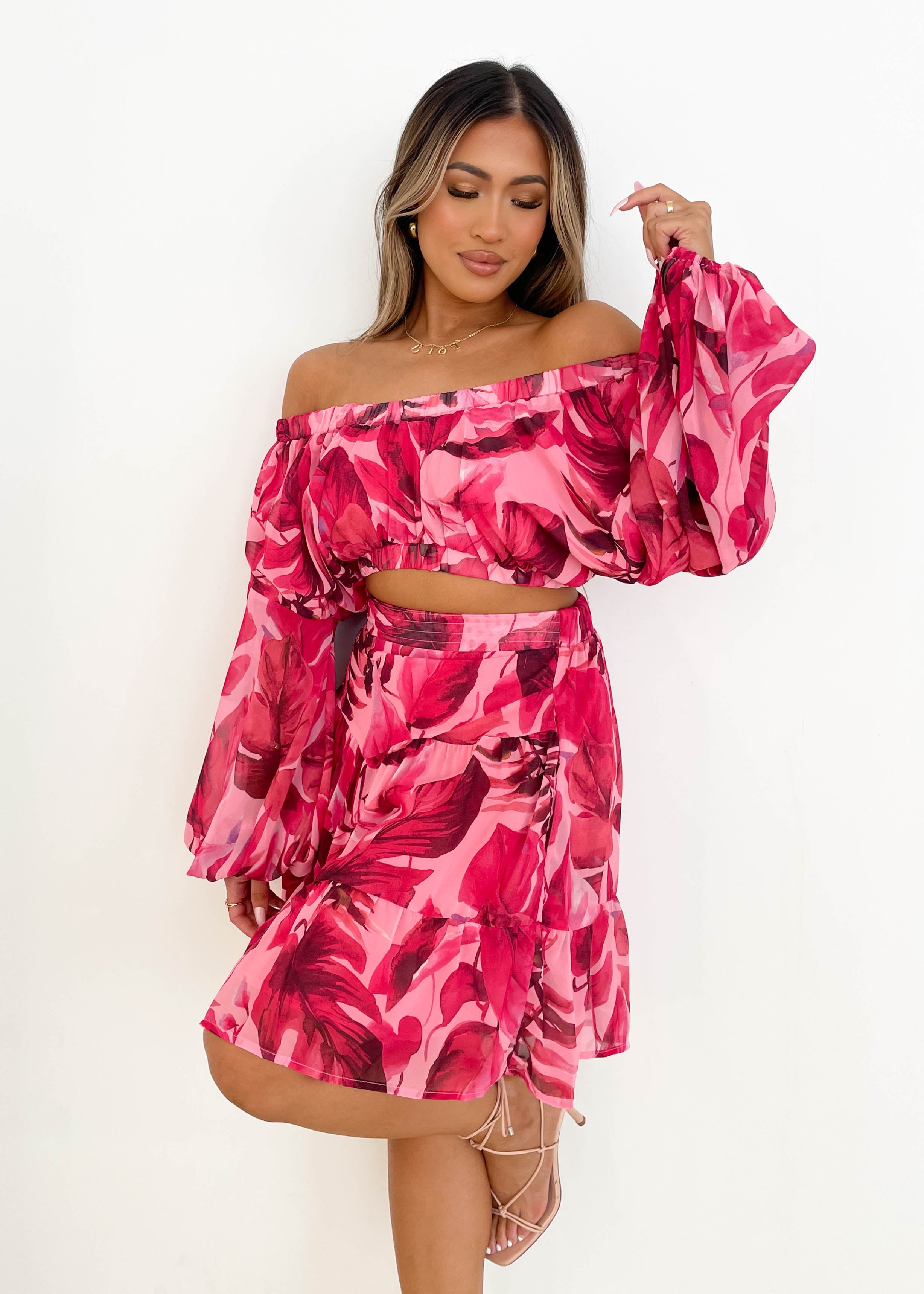 Marta Off Shoulder Crop - Magenta Floral