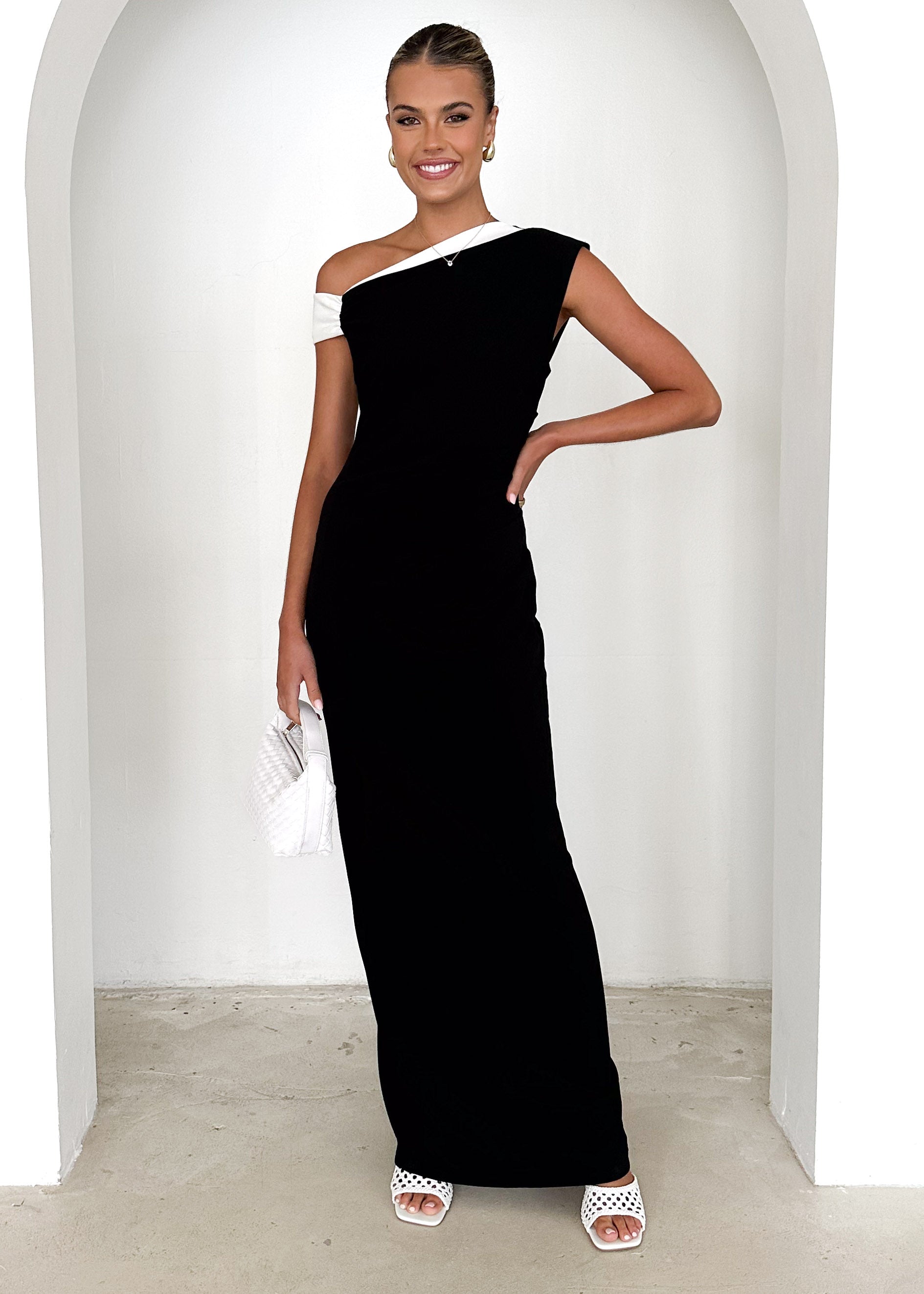 Naida One Shoulder Maxi Dress - Black