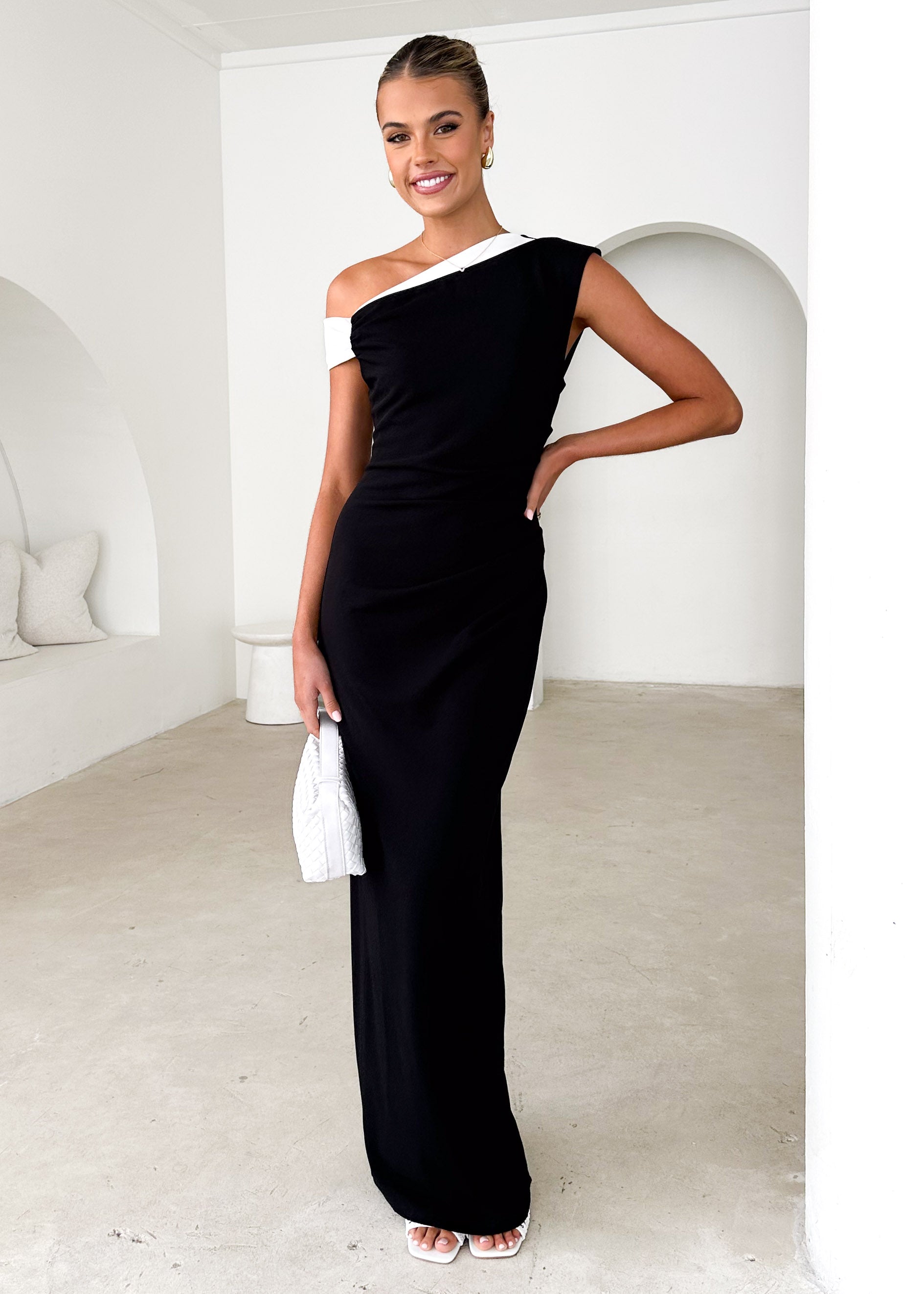 Naida One Shoulder Maxi Dress - Black