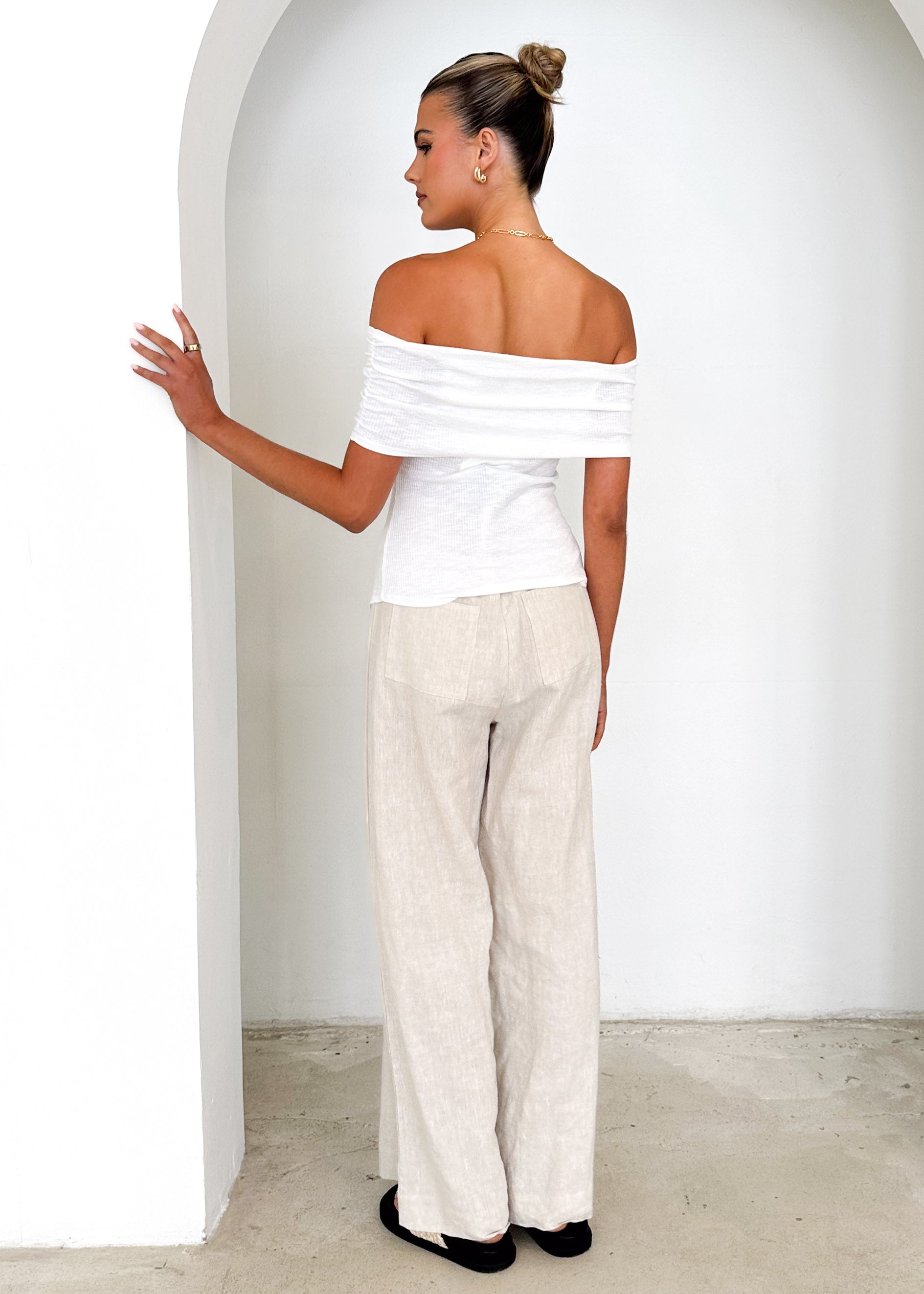 Hewitt Off Shoulder Knit Top - Off White