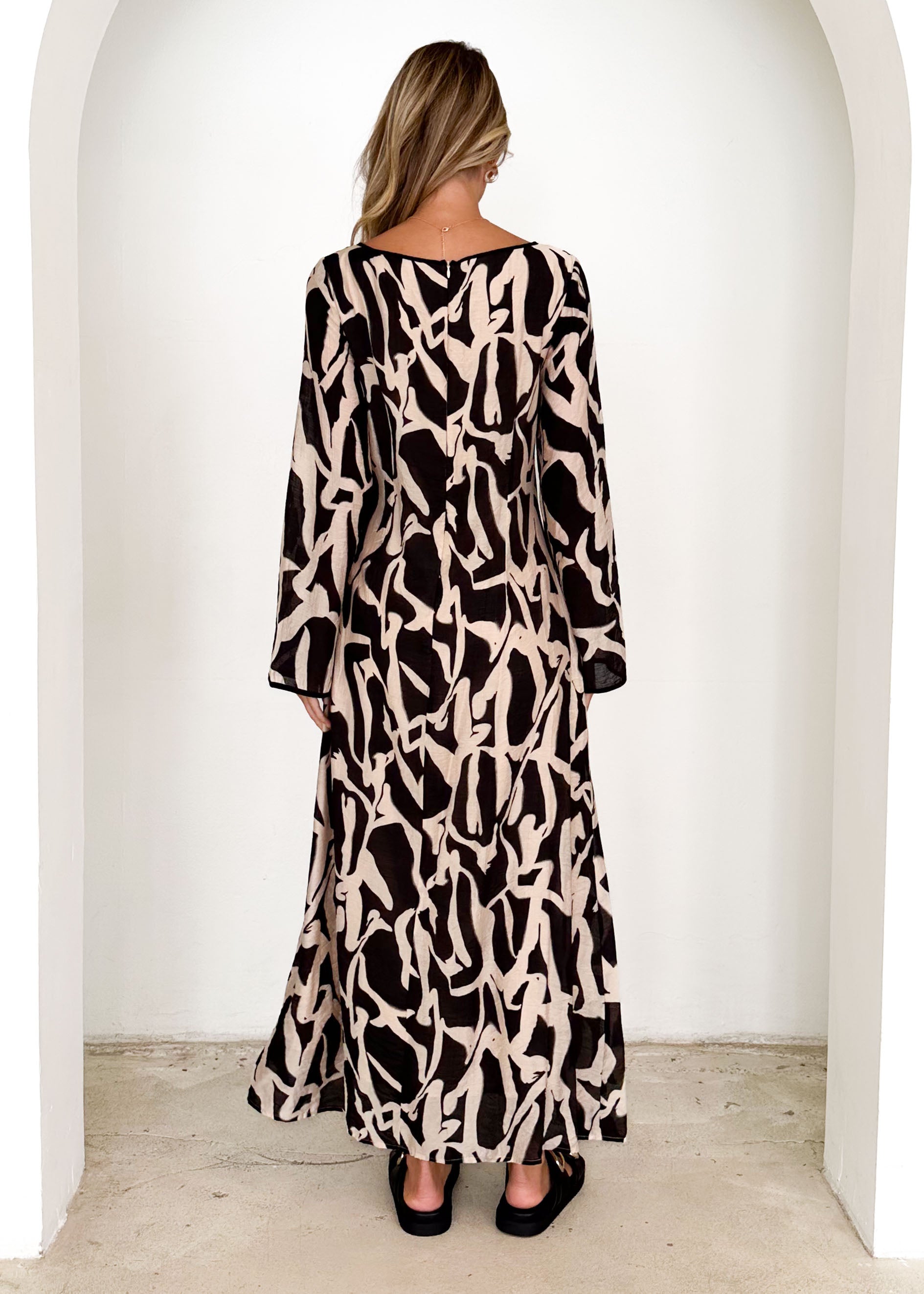 Krombae Maxi Dress - Black Abstract