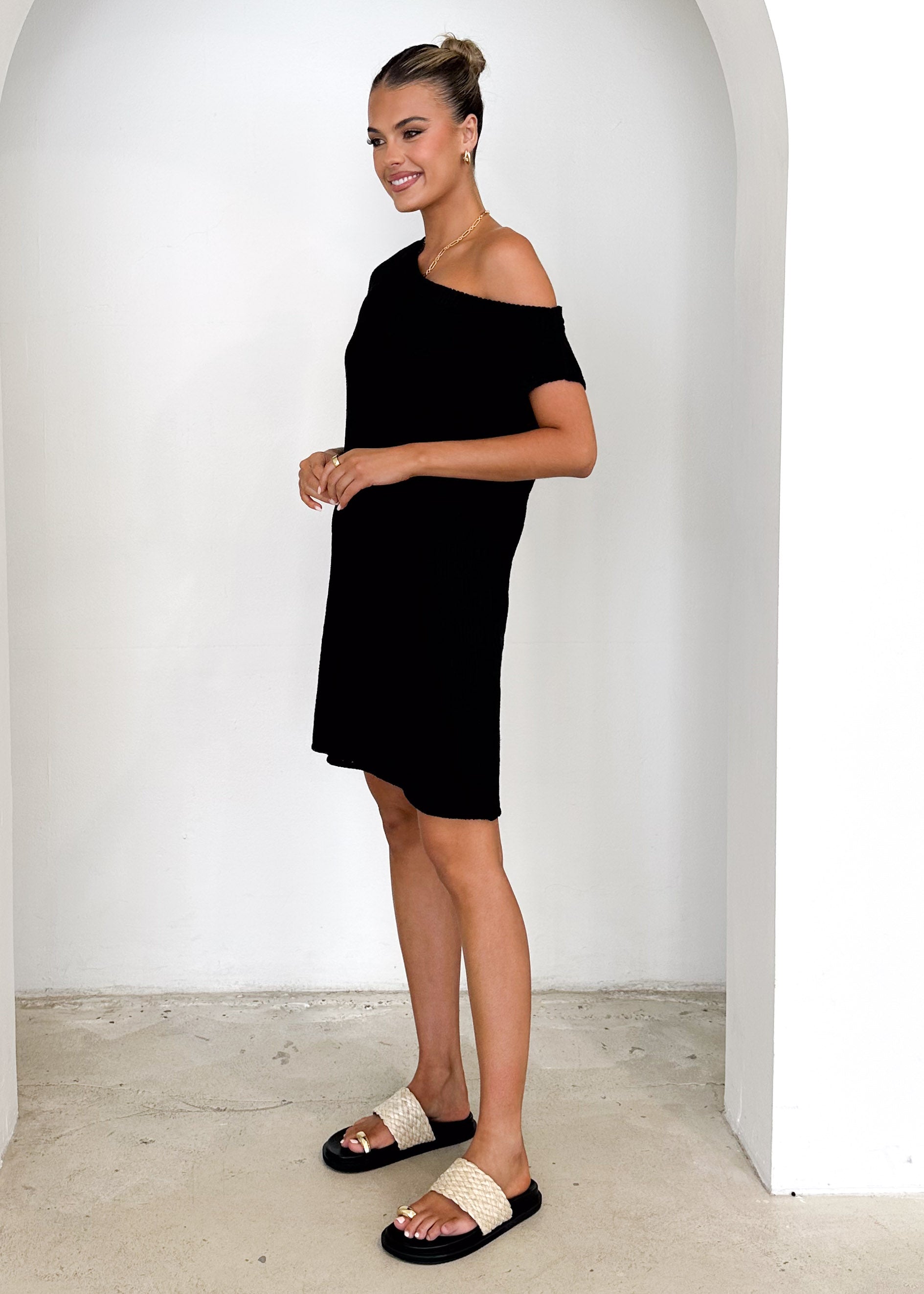 Esjay One Shoulder Dress - Black