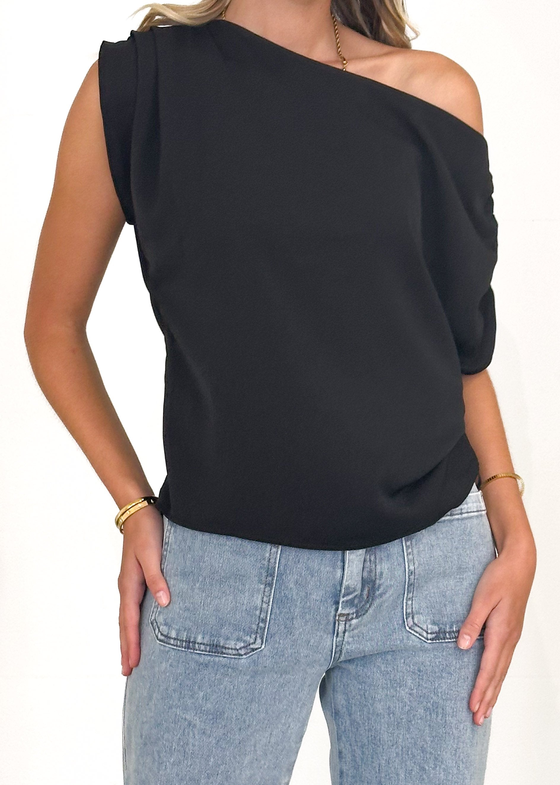 PRE-ORDER : Hailee Off Shoulder Top - Black