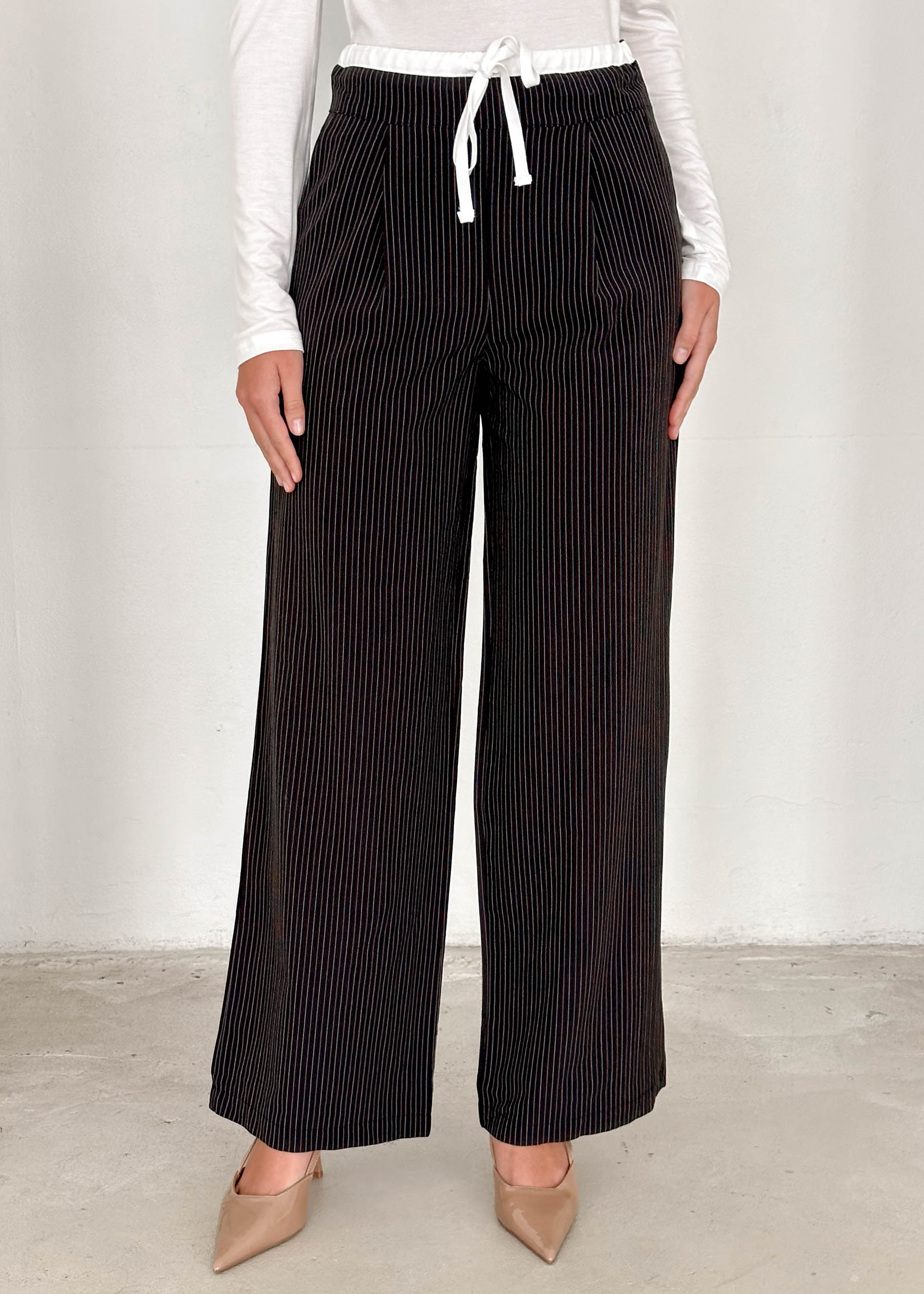 Sadra Pants - Black Pinstripe