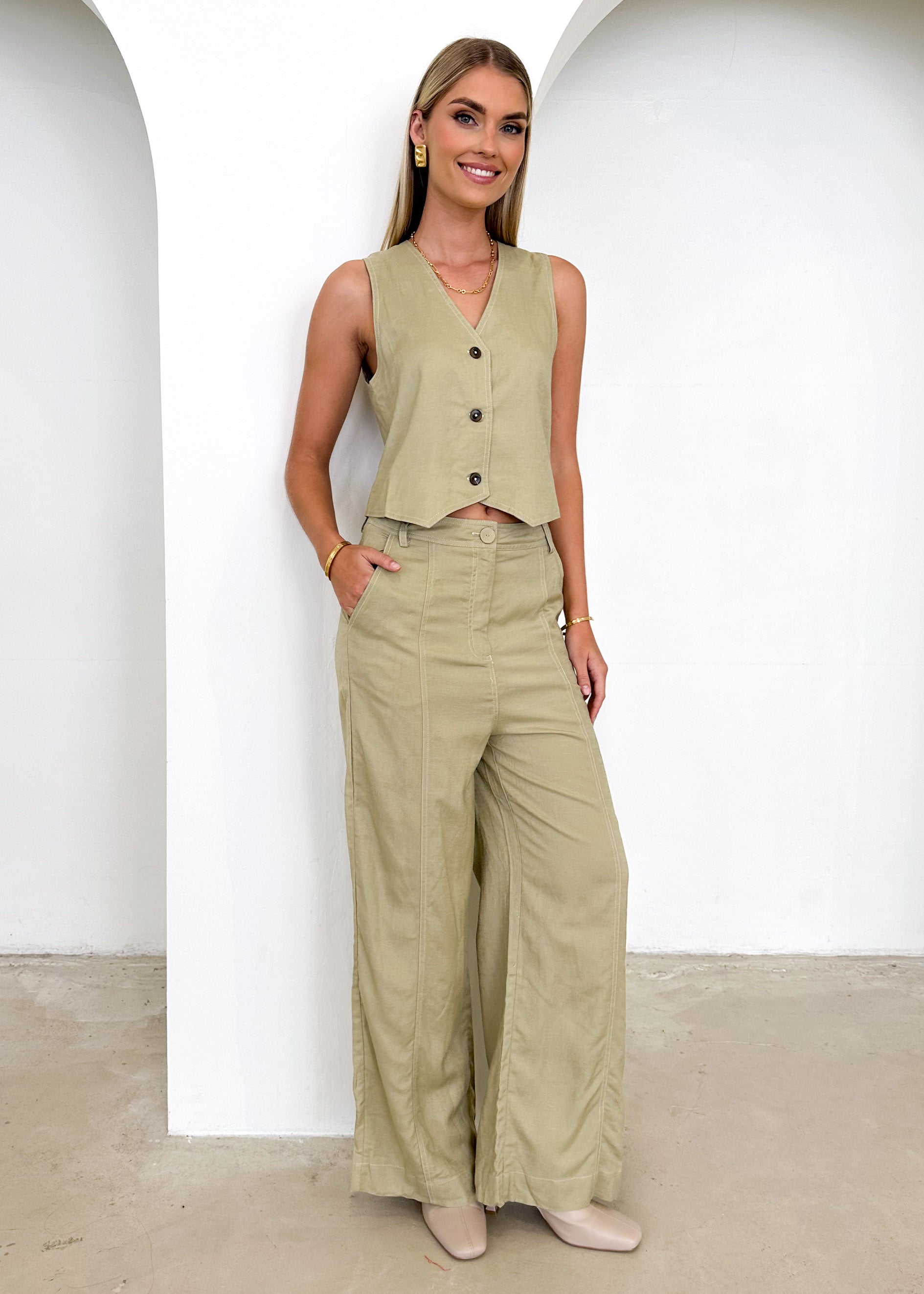 Riella Vest - Olive