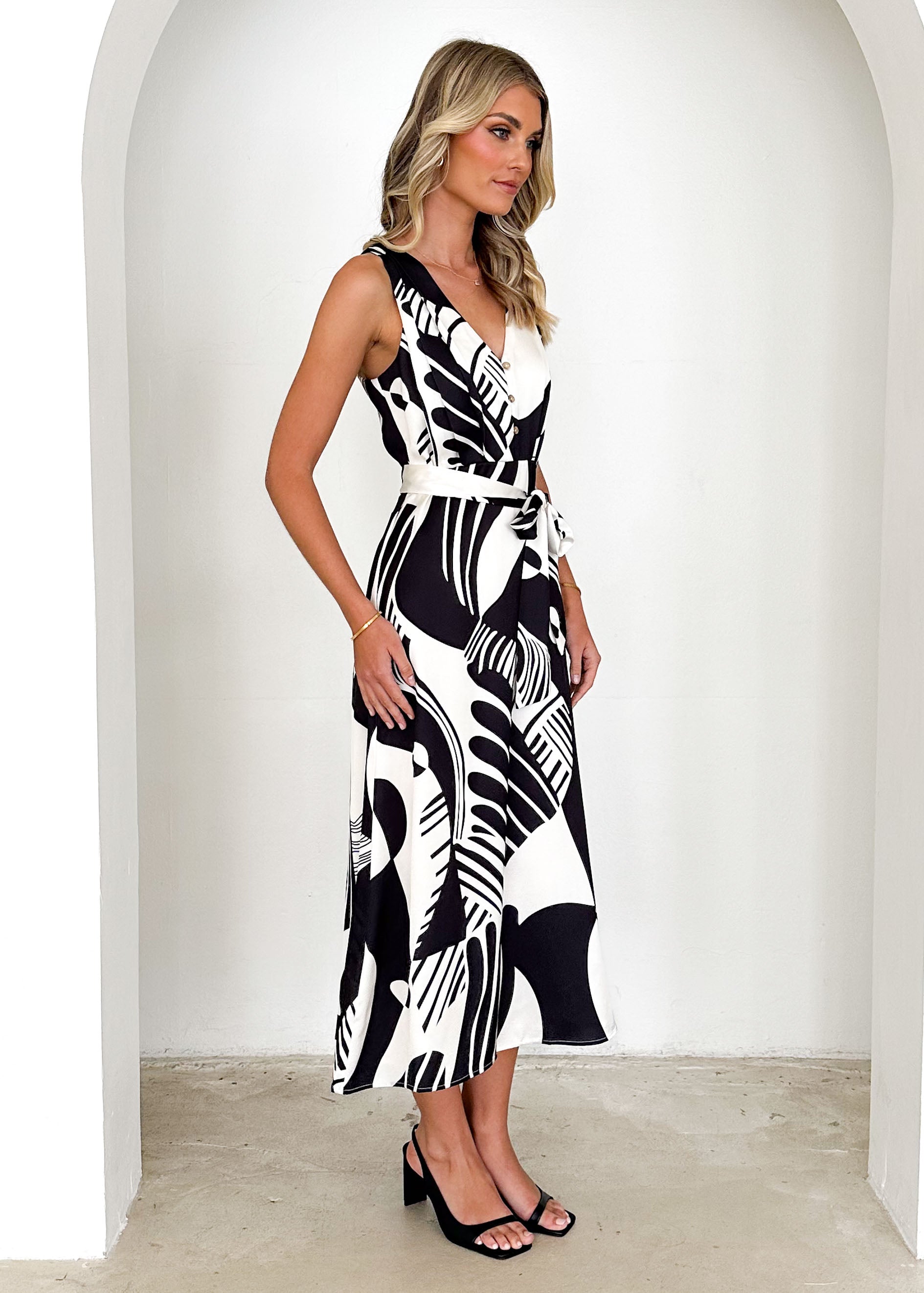 Palique Midi Dress - Black Abstract