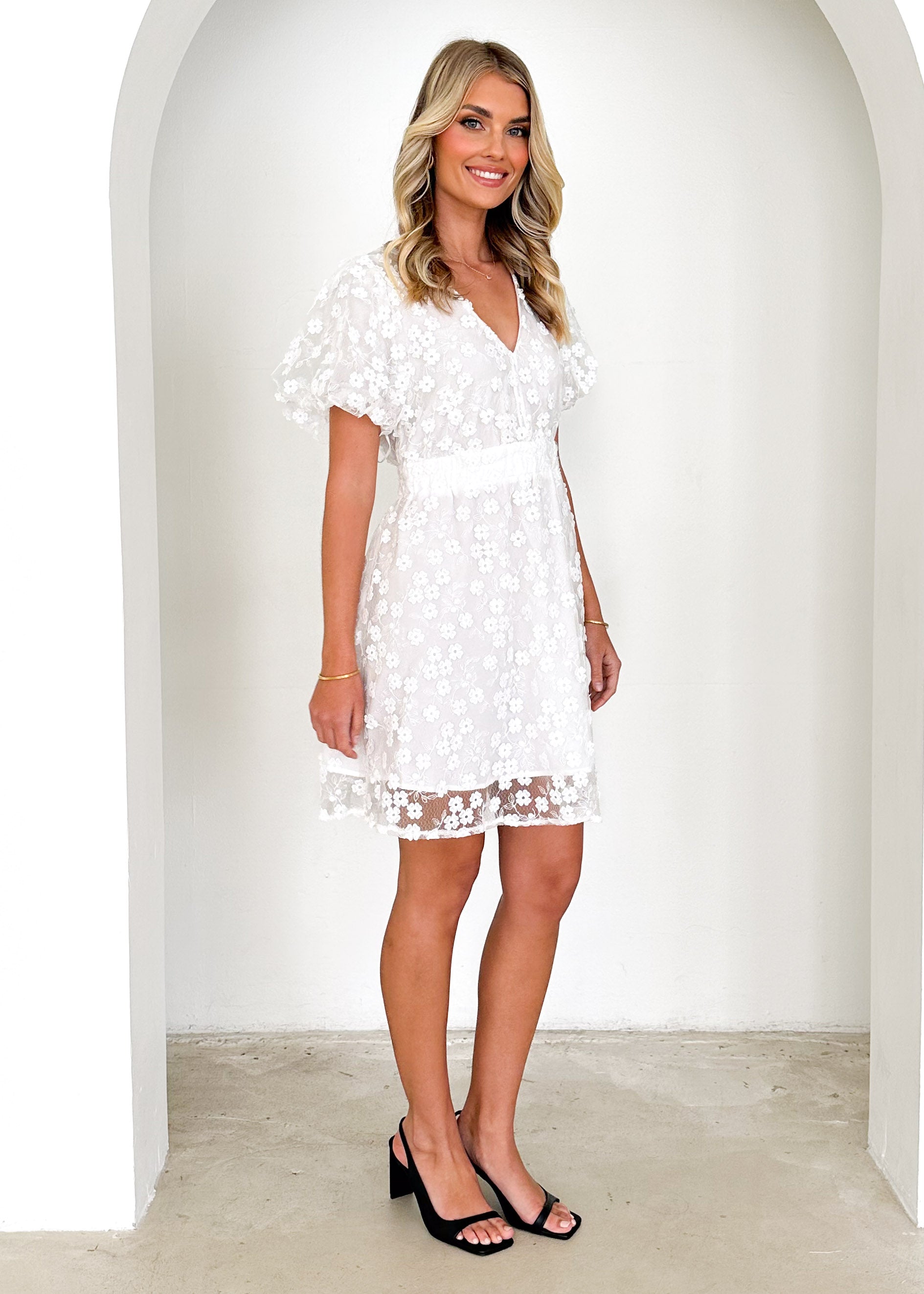 Falta Embroidered Dress - Off White