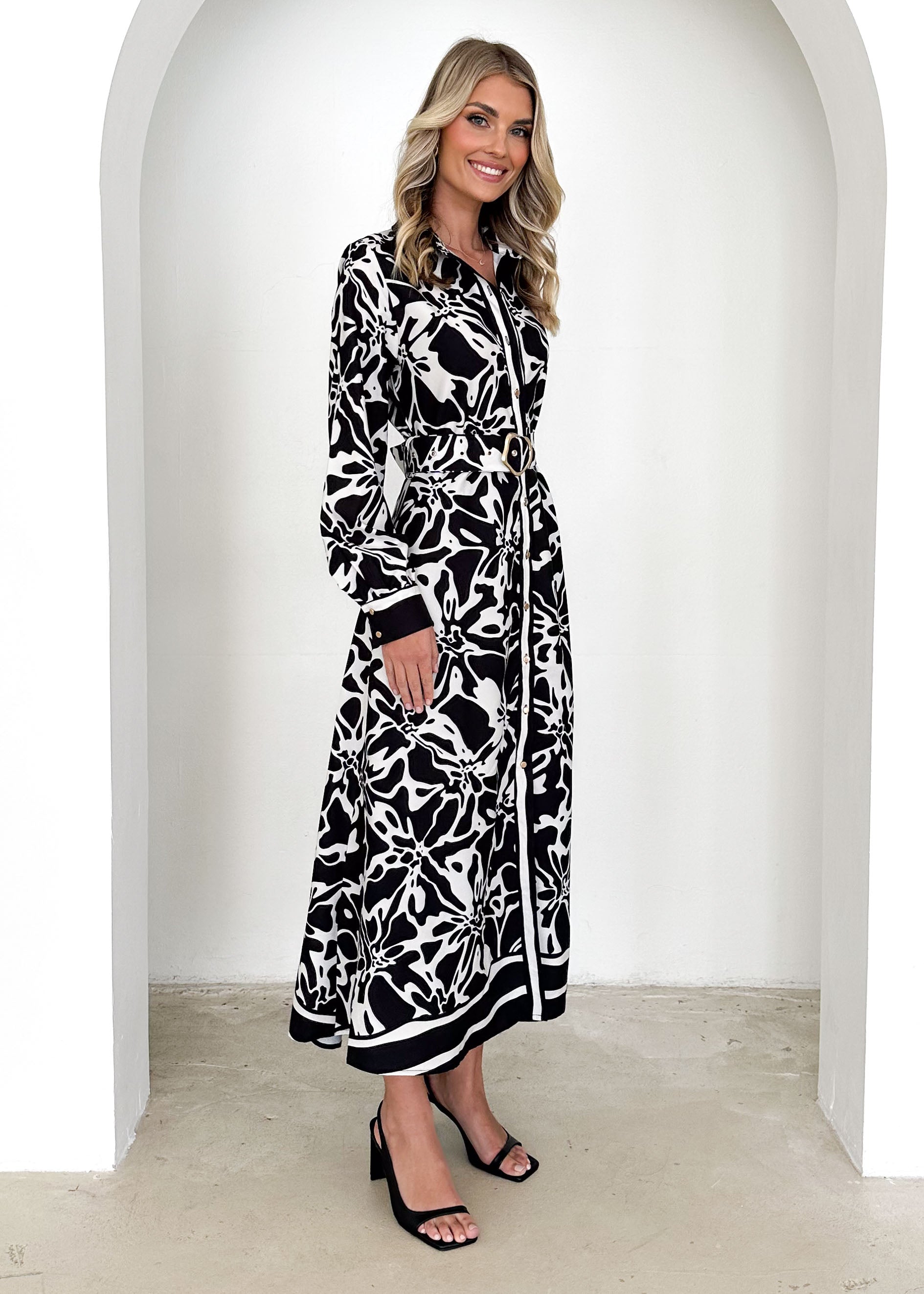 Gotter Maxi Dress - Black Abstract