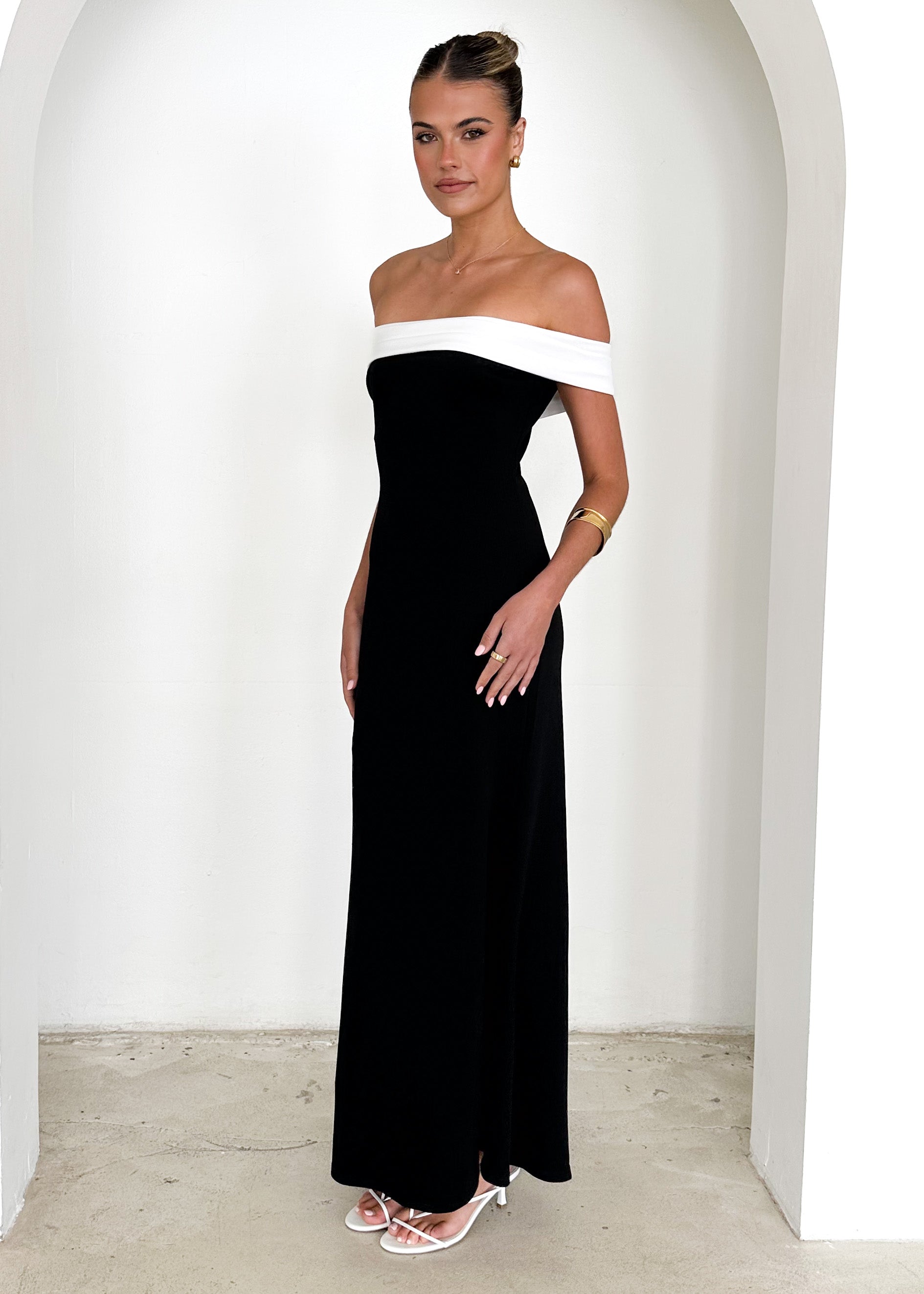 Violet Off Shoulder Maxi Dress - Black