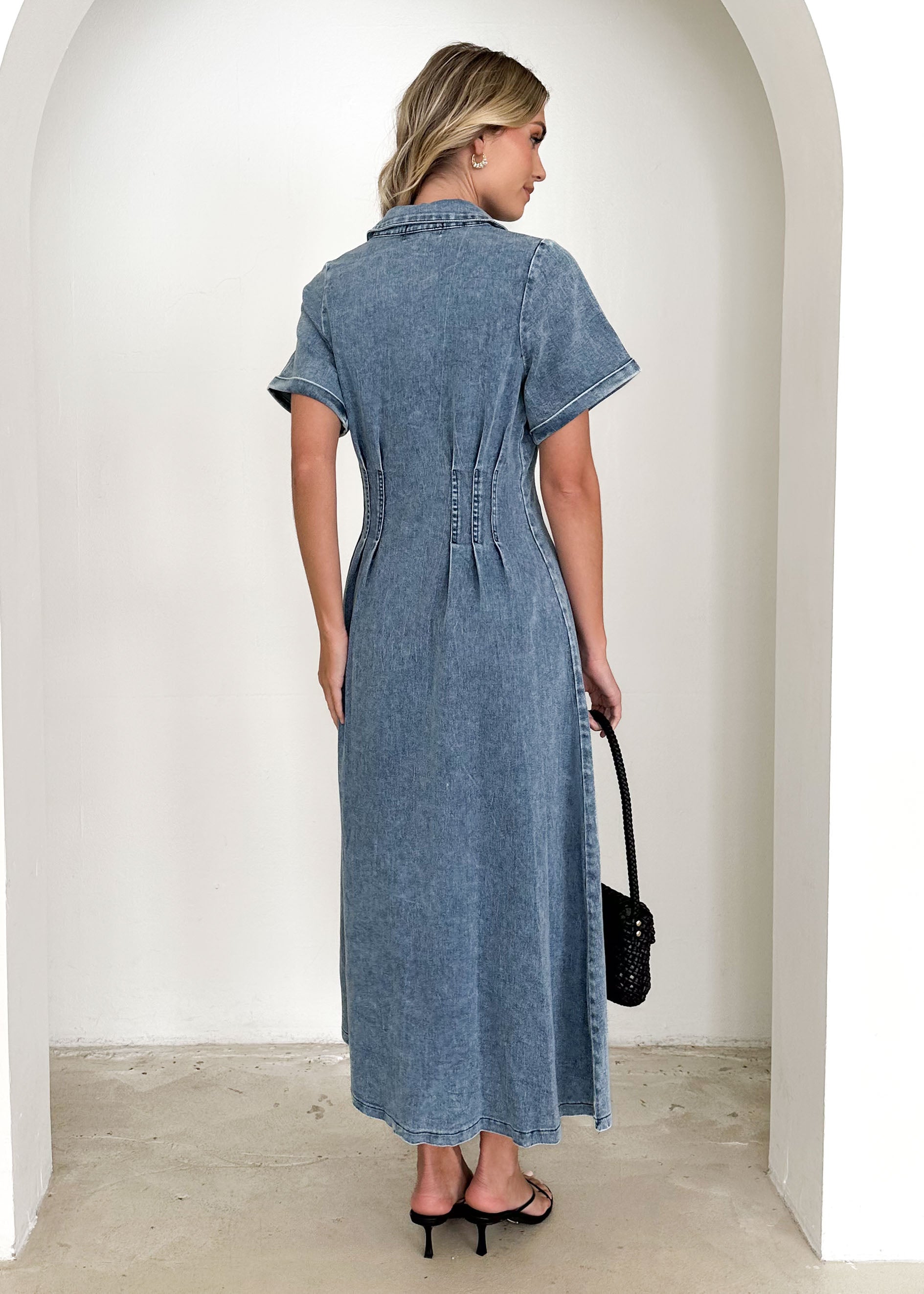 Annika Denim Midi Dress - Washed Blue