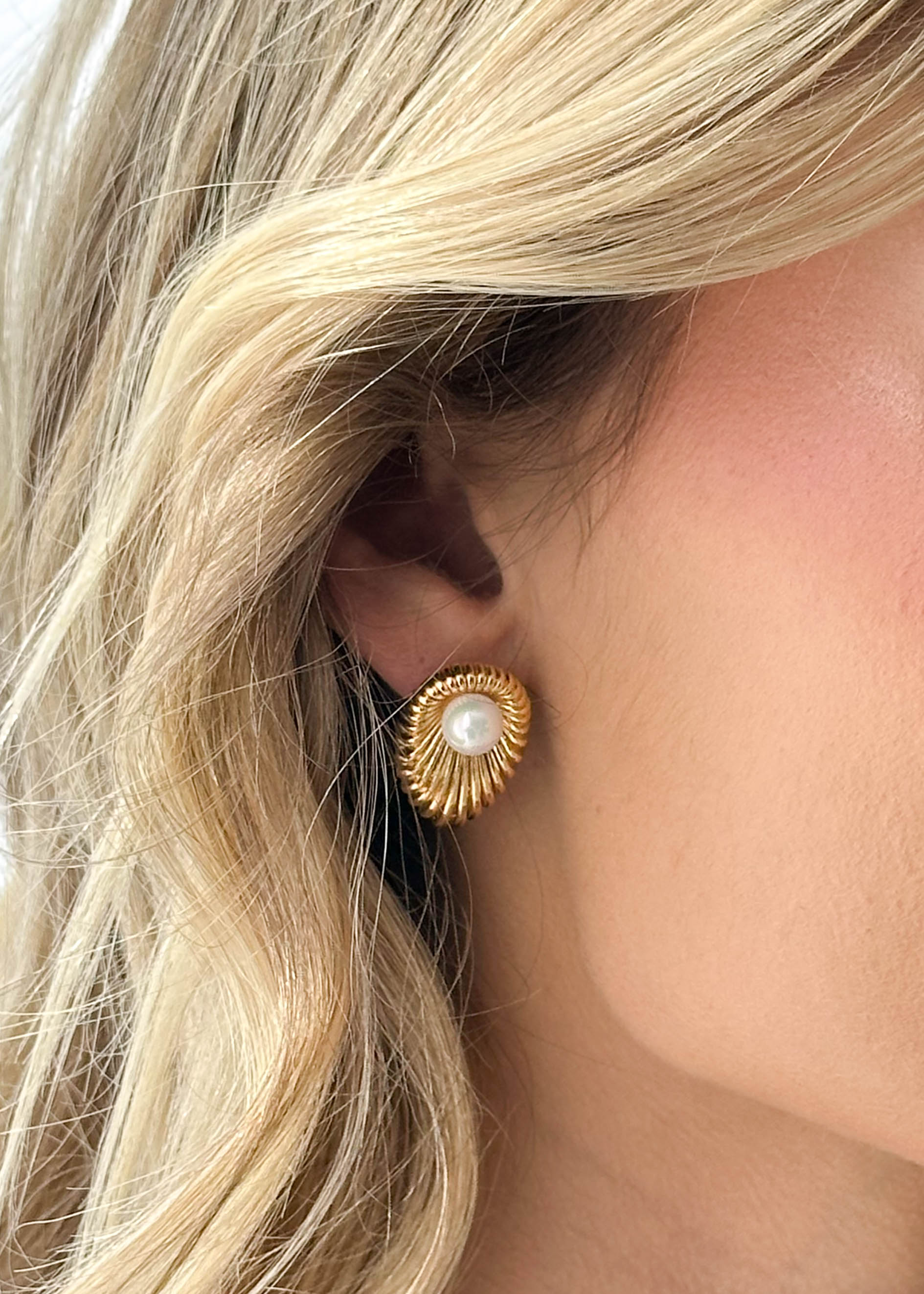 Kailey Pearl Earrings - Gold