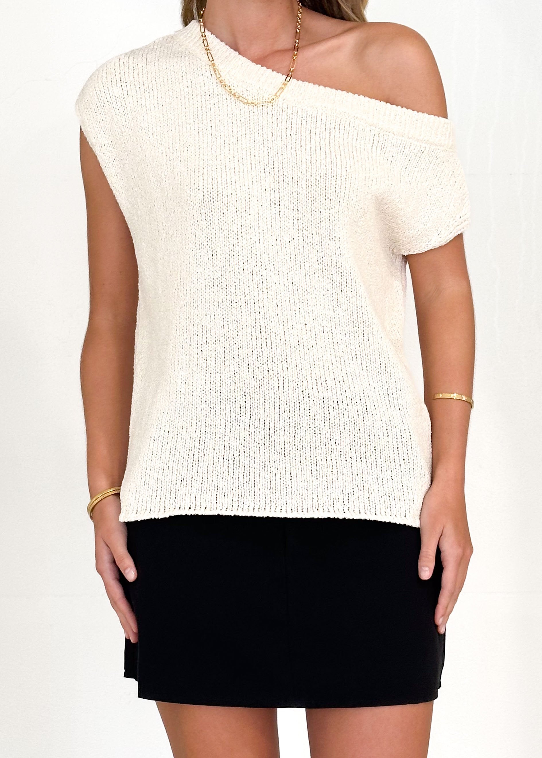 Casoni One Shoulder Knit Top - Cream