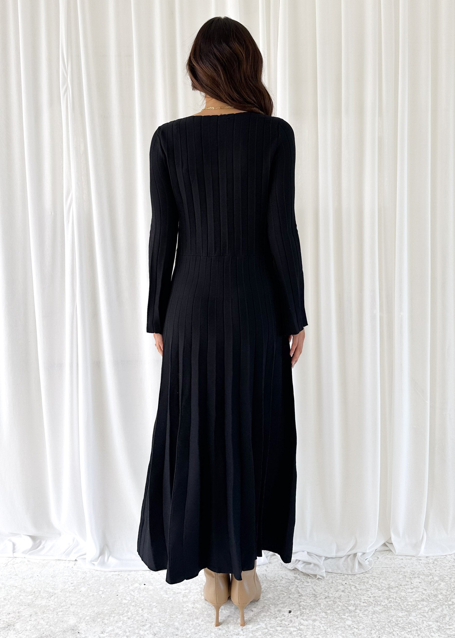 Joan Knit Maxi Dress - Black