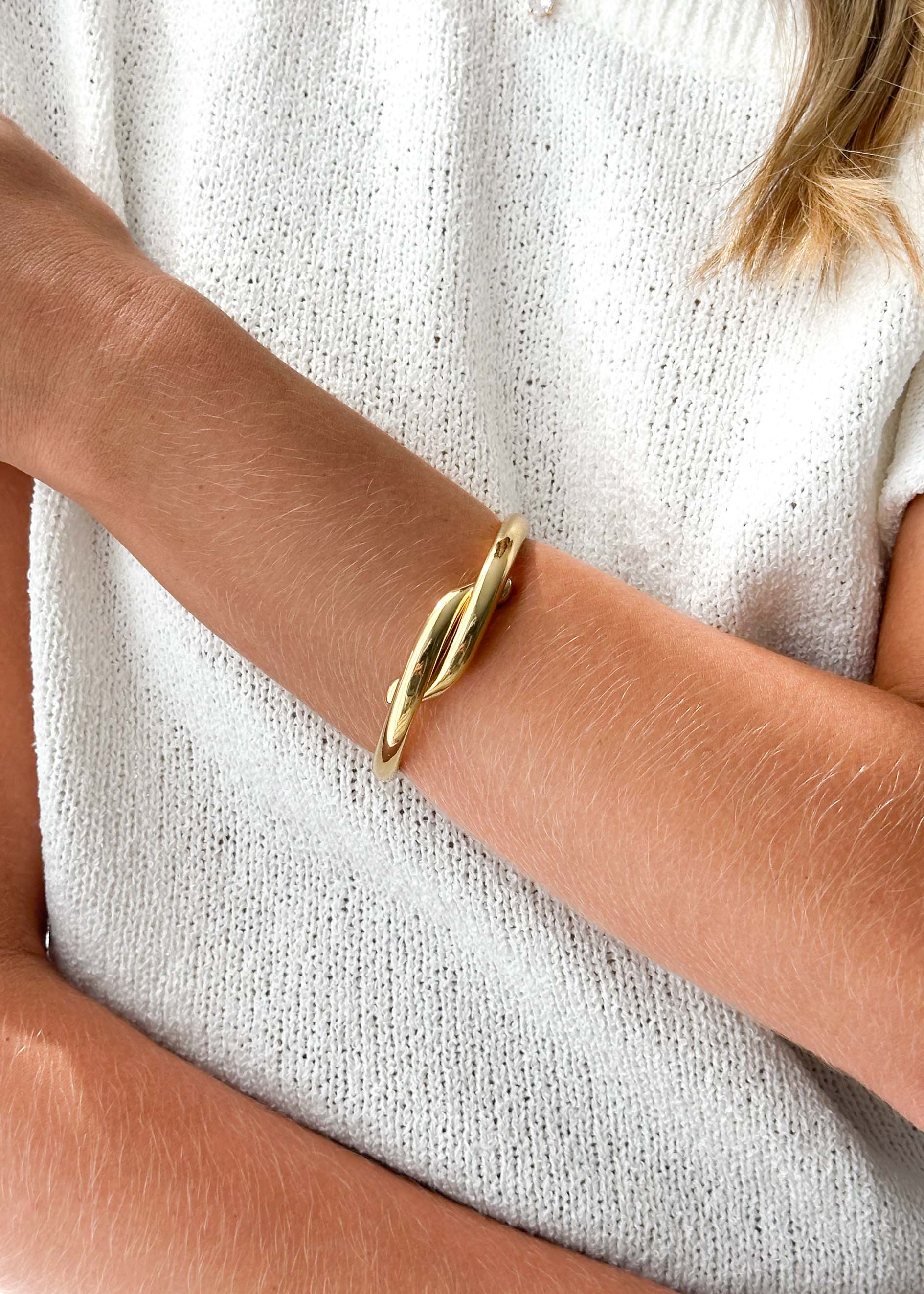 Neve Bangle - Gold